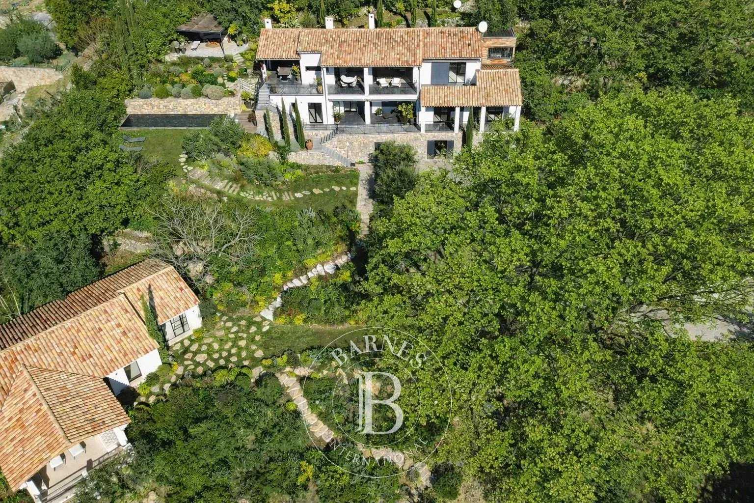 Seillans  - Villa 10 Pi&egrave;ces 5 Chambres