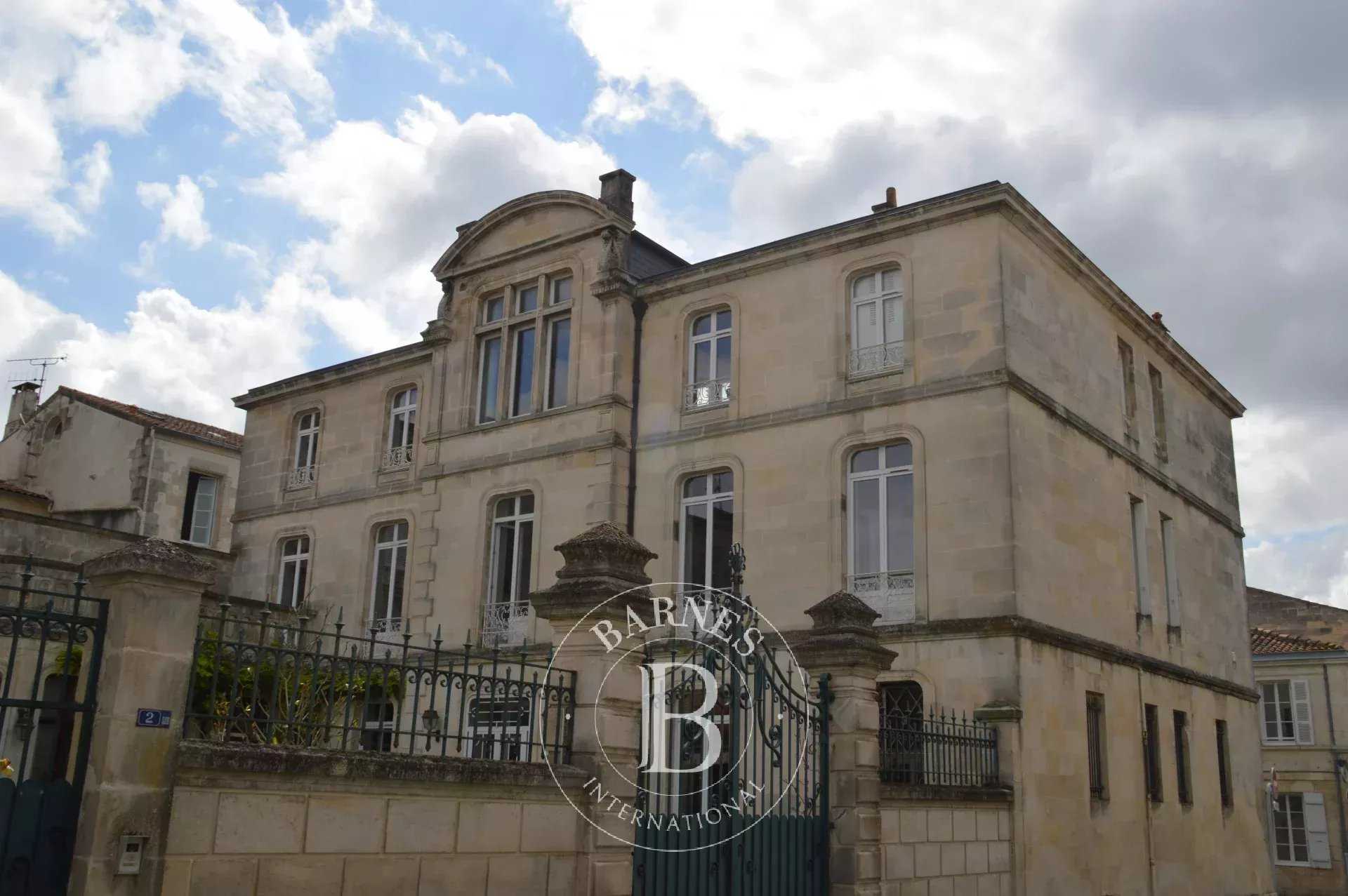 Mansion Rochefort  -  ref 85256161 (picture 3)