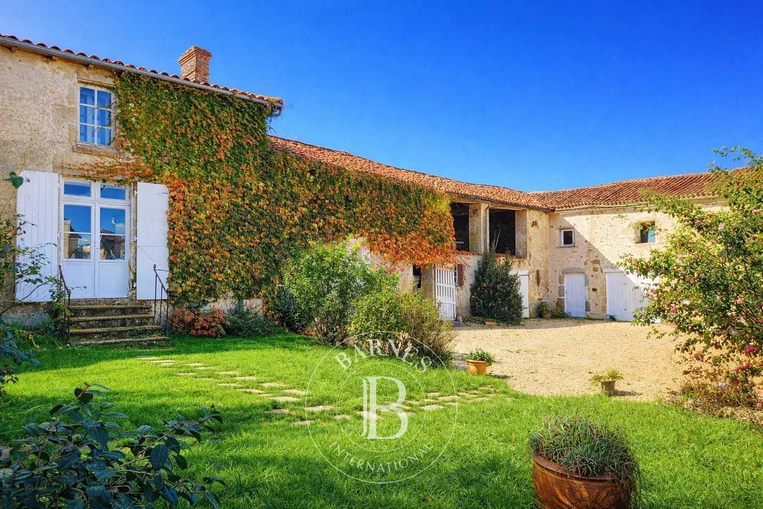 Maison La Châtaigneraie  -  ref 85393111 (picture 2)