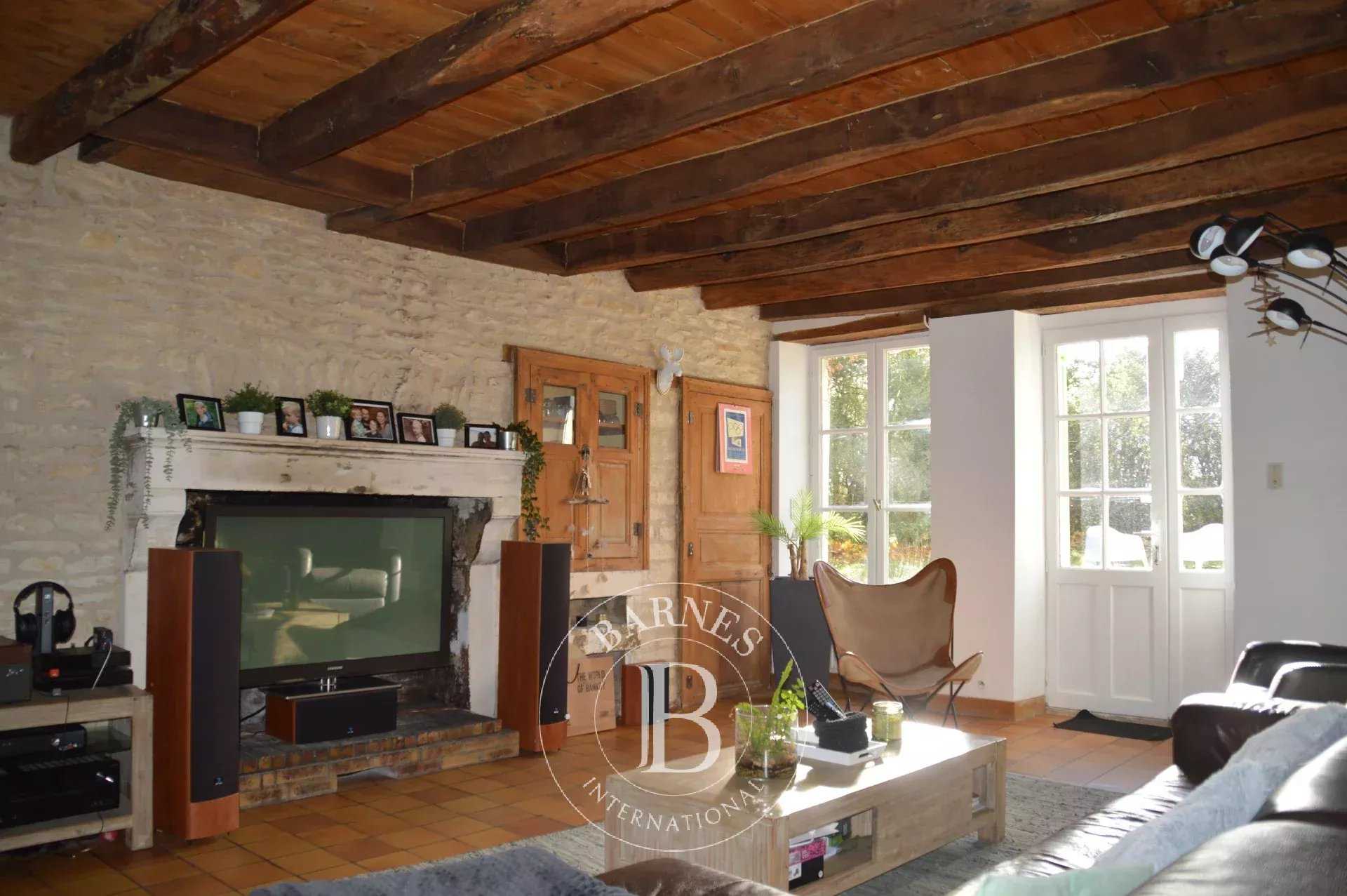 Maison Poitiers  -  ref 85476677 (picture 3)