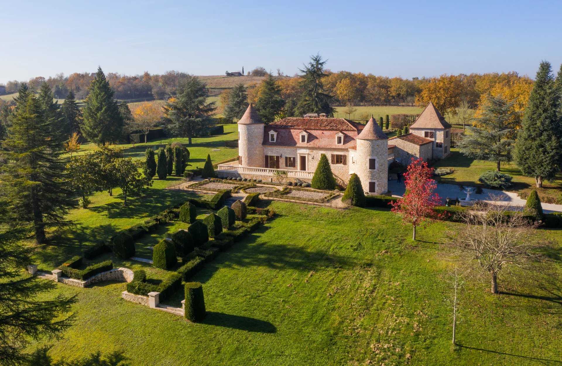 Château Cahors  -  ref 85389955 (picture 2)