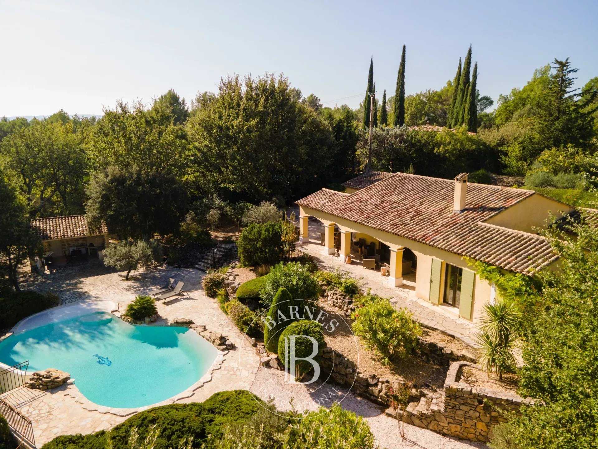 Villa Cotignac  -  ref 83350453 (picture 1)