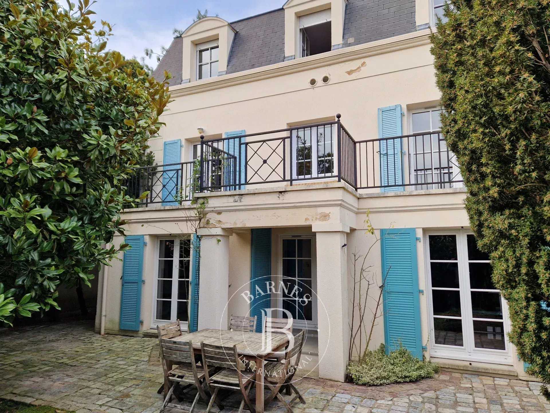 Maison Cergy  -  ref 85688235 (picture 1)