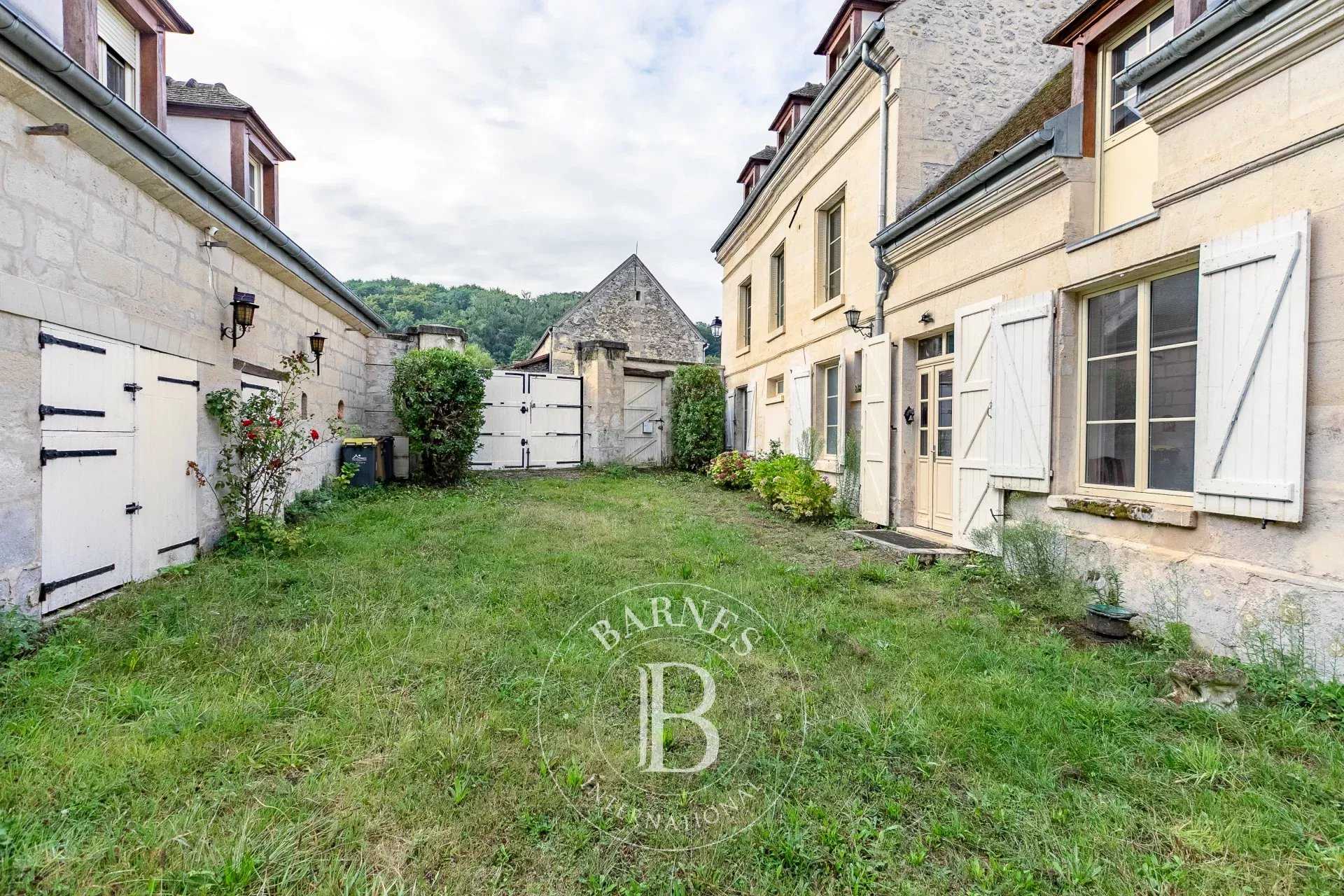 Maison Senlis  -  ref 85250598 (picture 1)