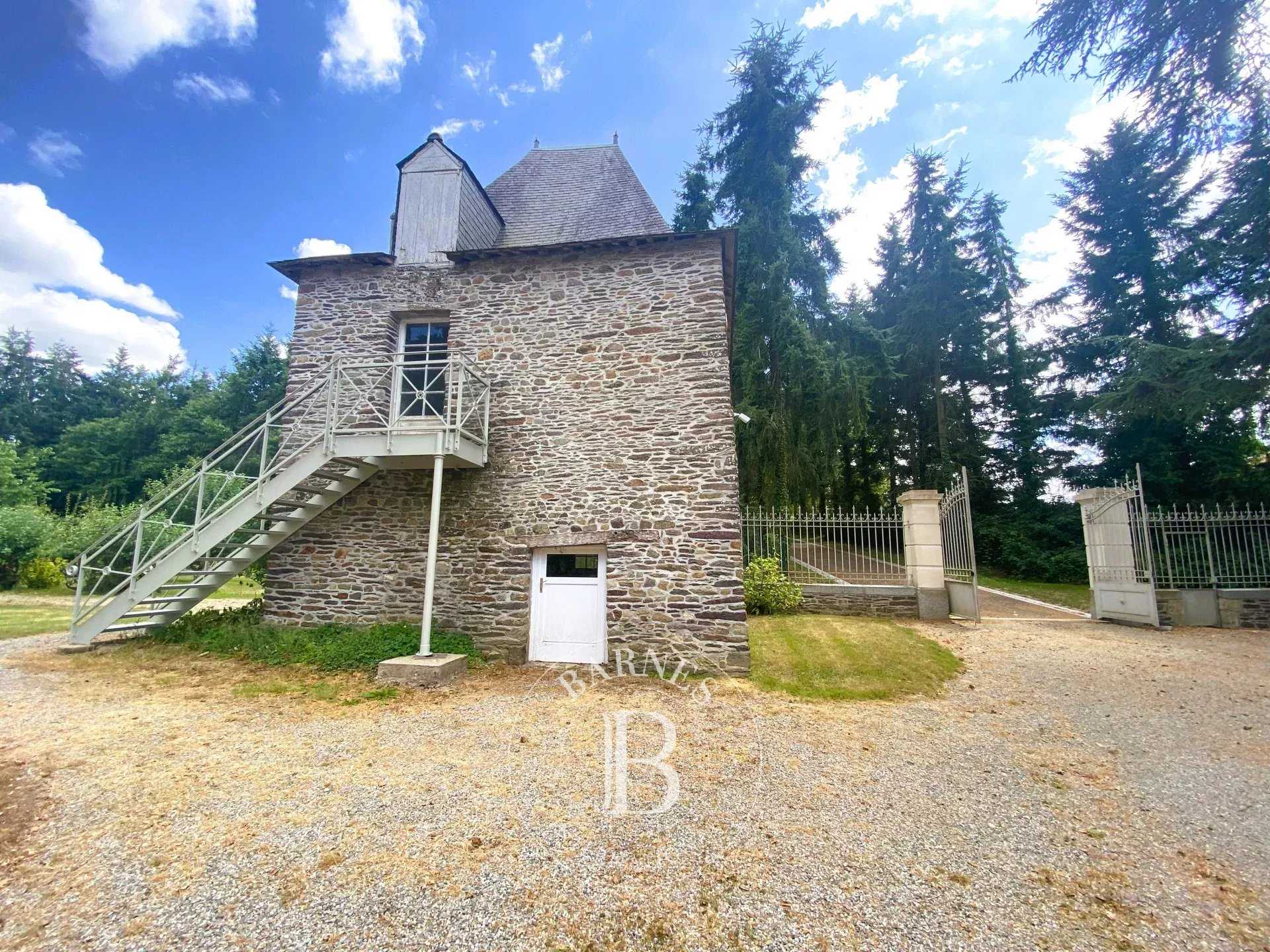 Château Rennes  -  ref 86078292 (picture 3)