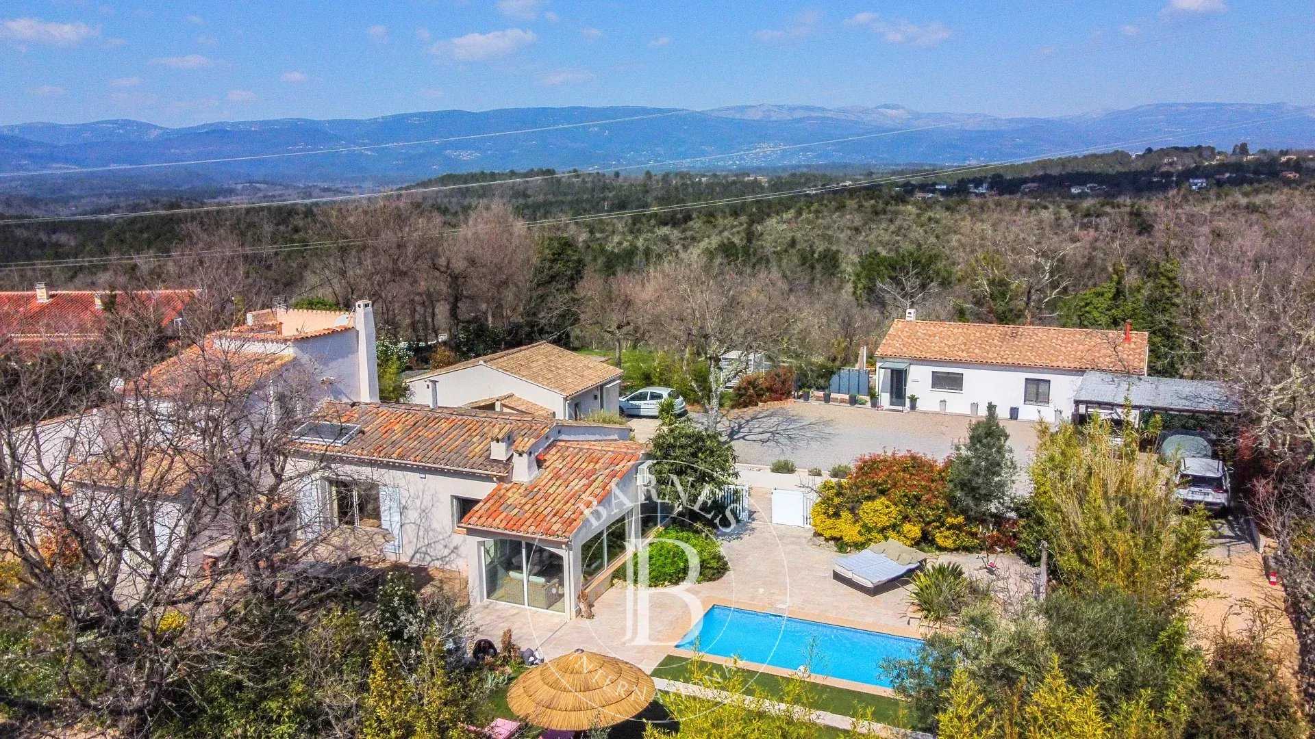 Maison d'hôtes Bagnols-en-Forêt  -  ref 86802391 (picture 2)