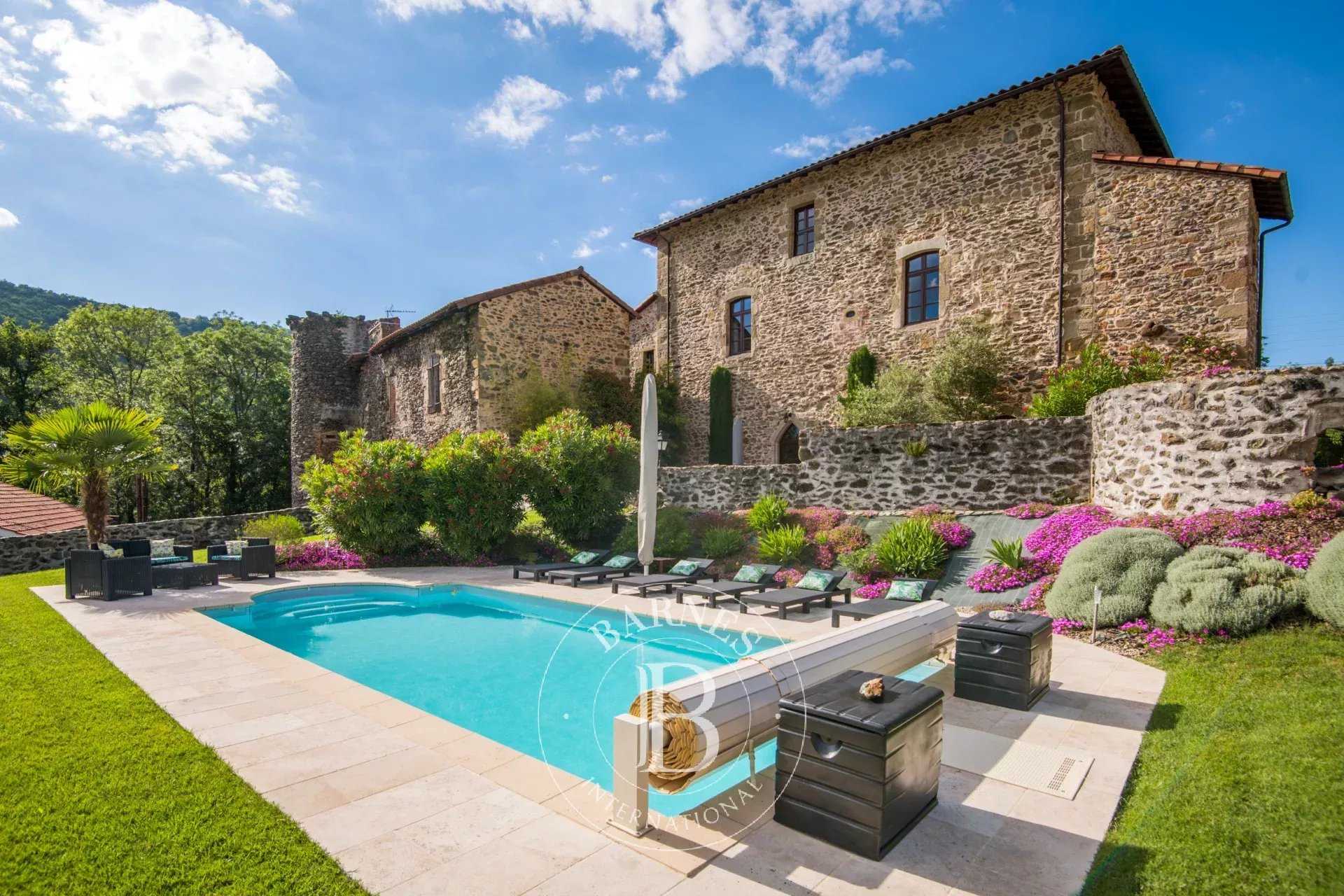 Château Figeac  -  ref 84919099 (picture 1)