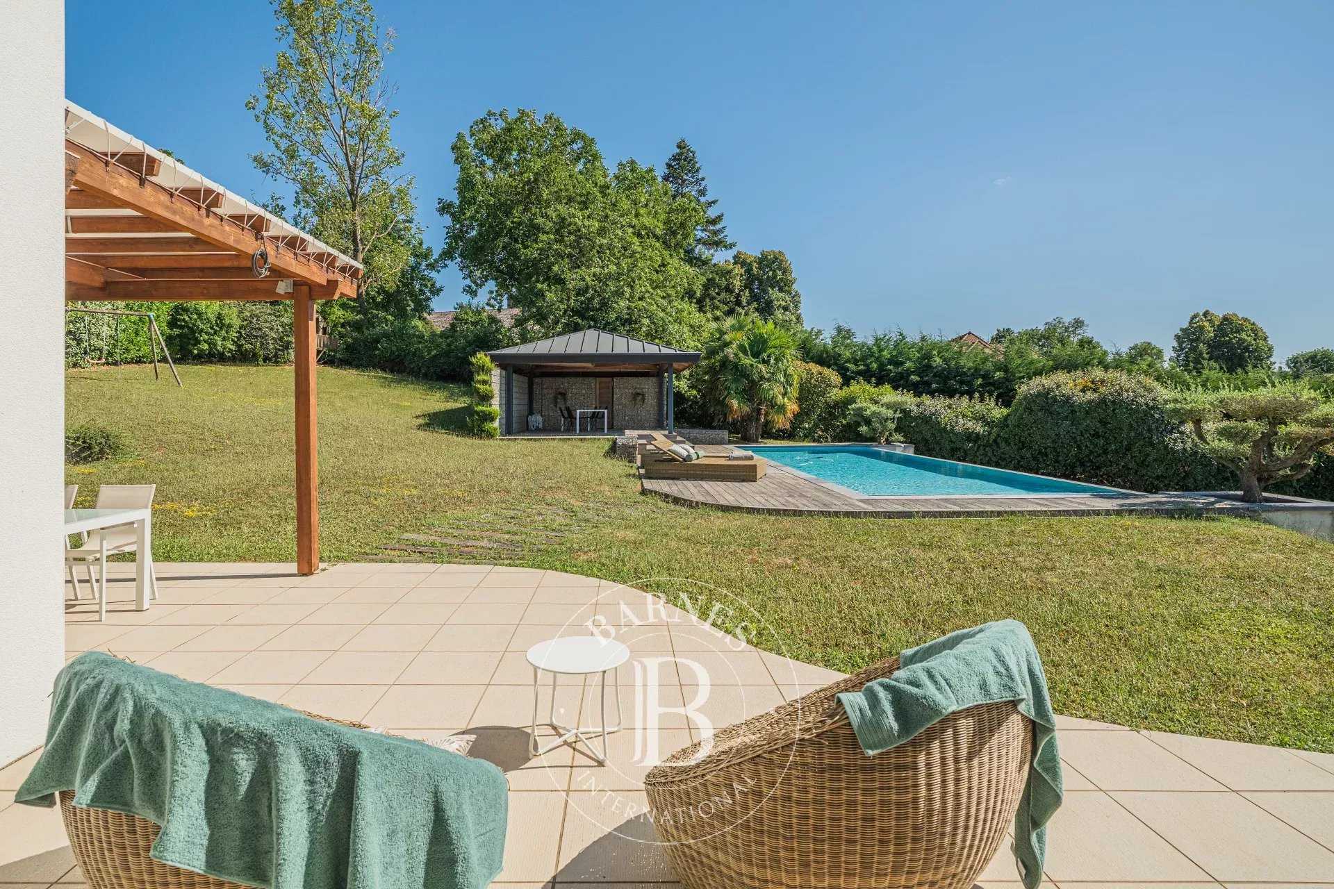 Maison Nivolas-Vermelle  -  ref 86110215 (picture 2)