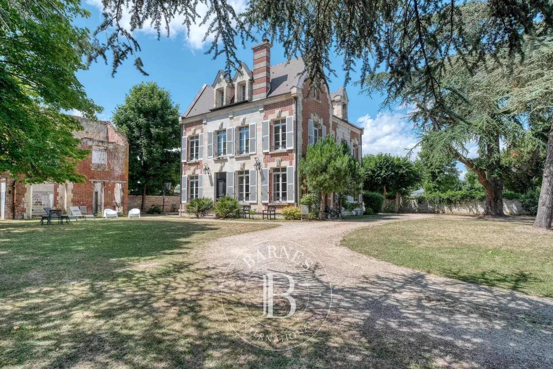 Maison Chantilly  -  ref 85965679 (picture 1)