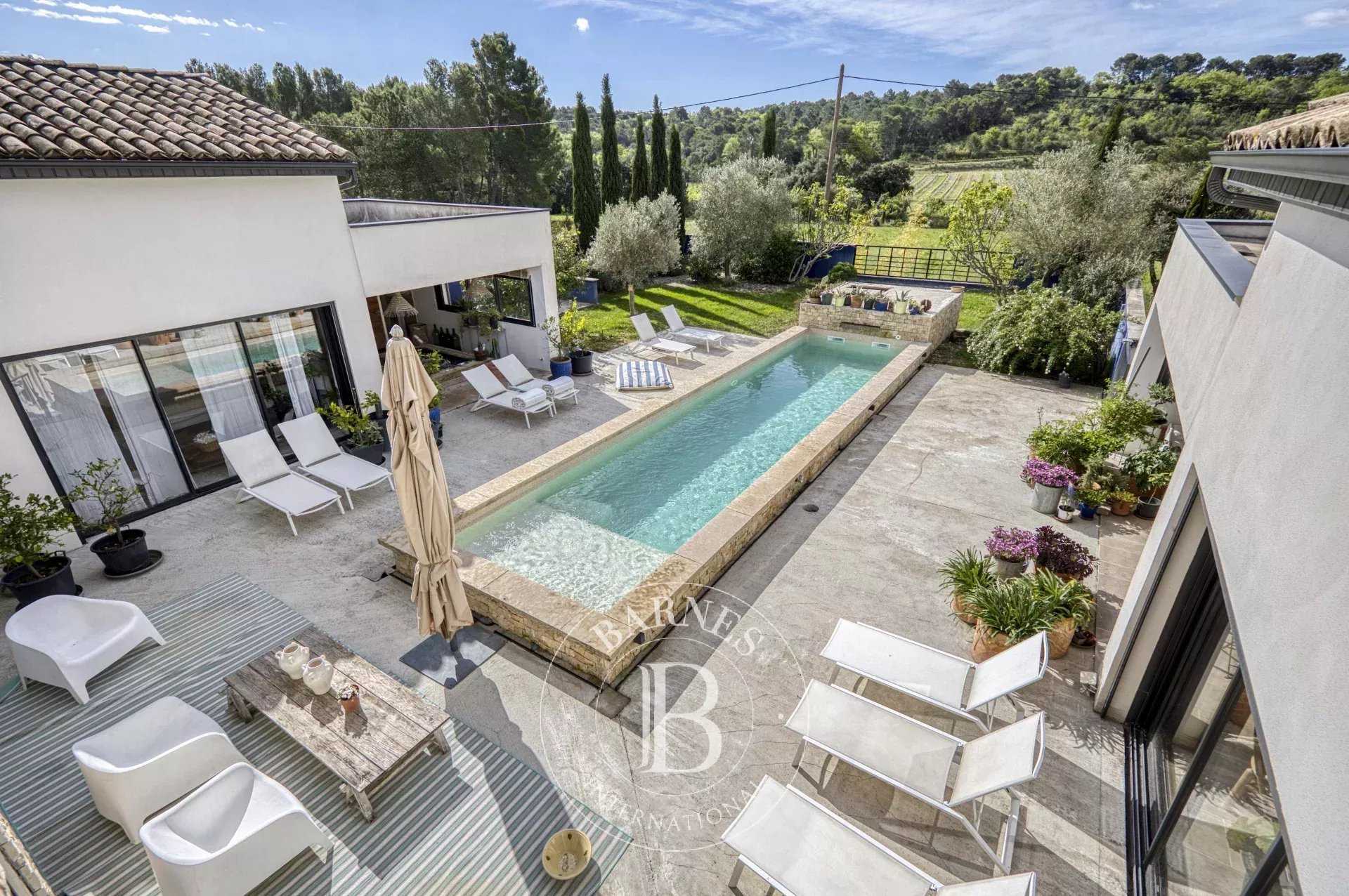 Maison Uchaux  -  ref 85504536 (picture 2)