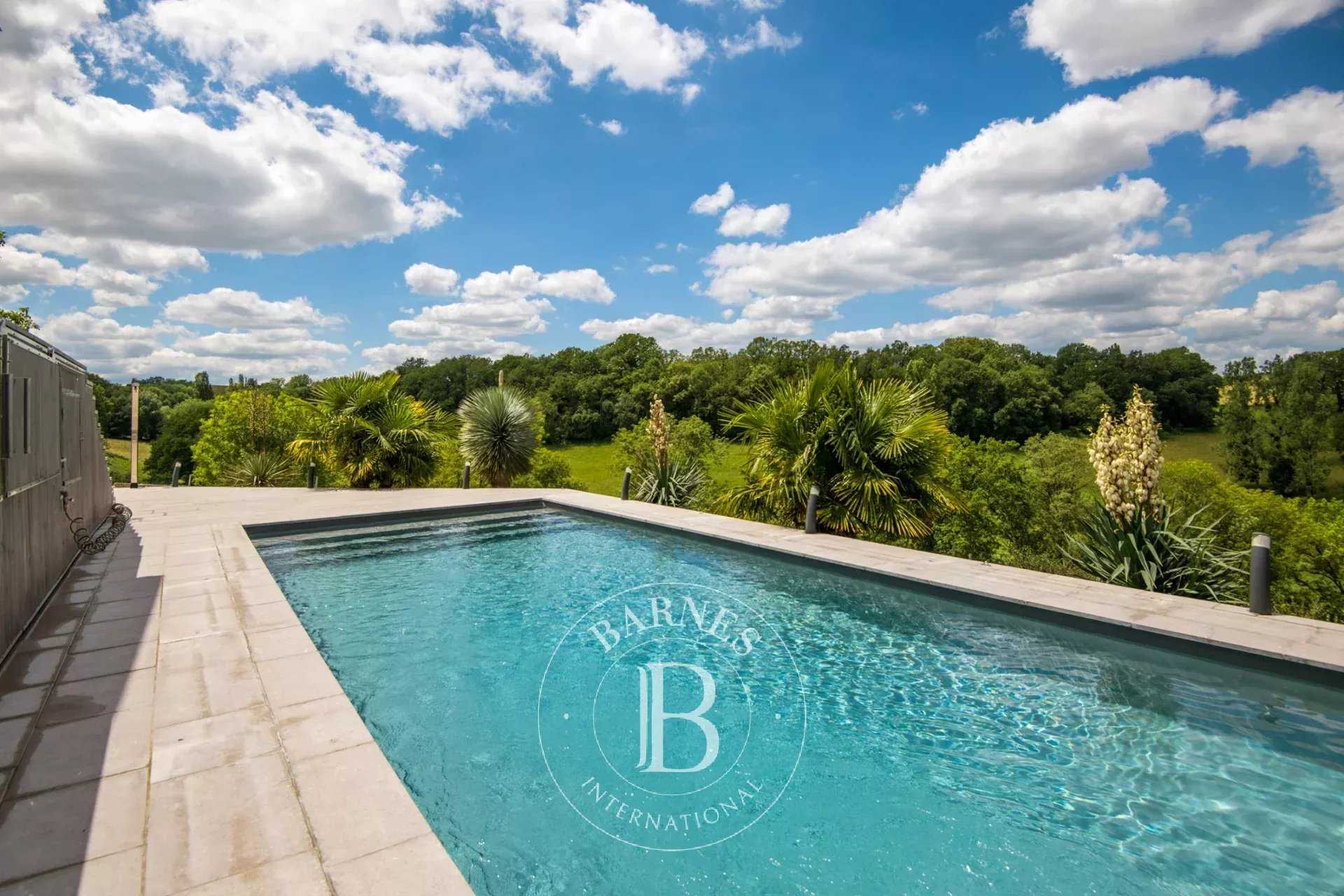 Propriété Figeac  -  ref 84919014 (picture 3)