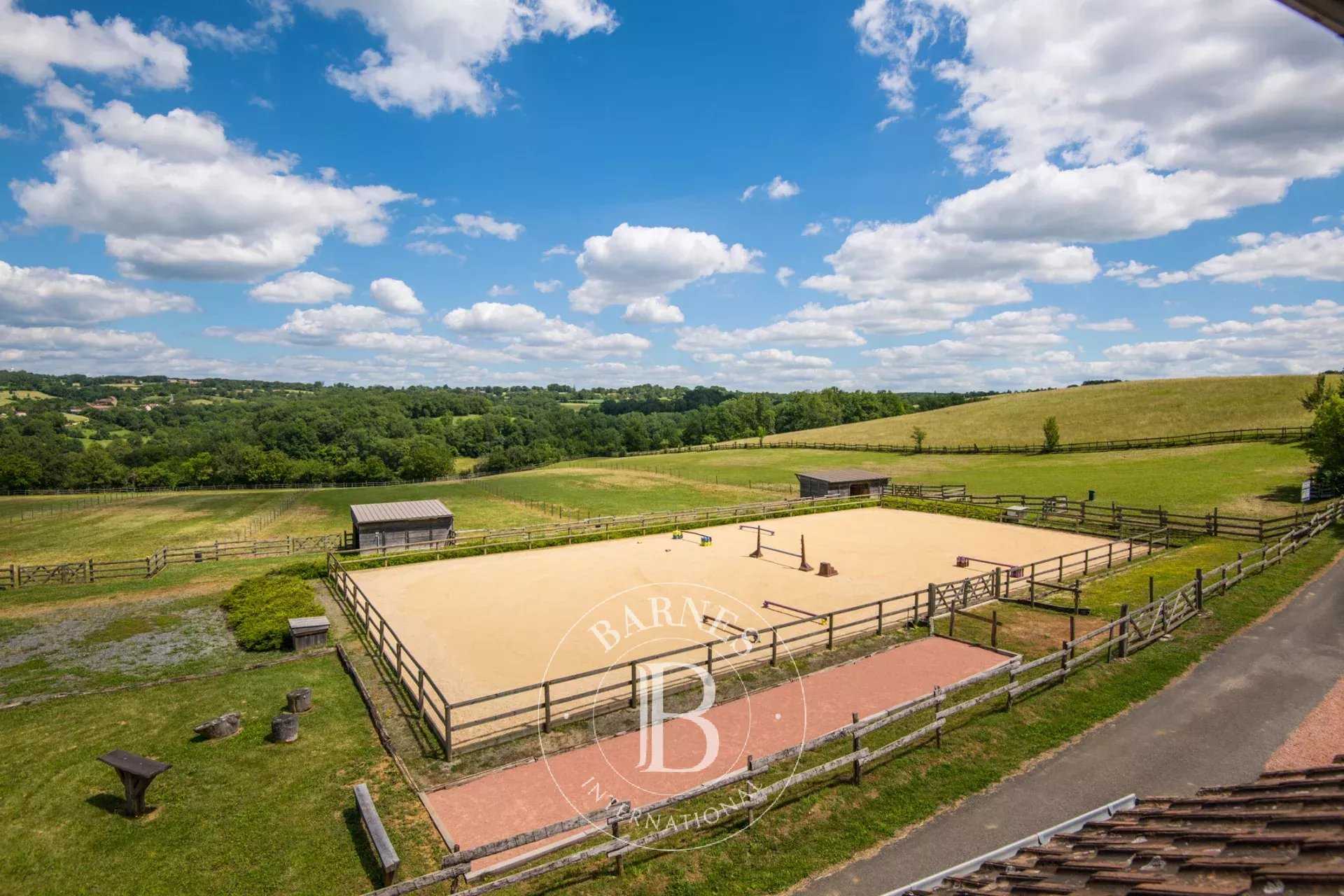 Propriété Figeac  -  ref 84919014 (picture 2)