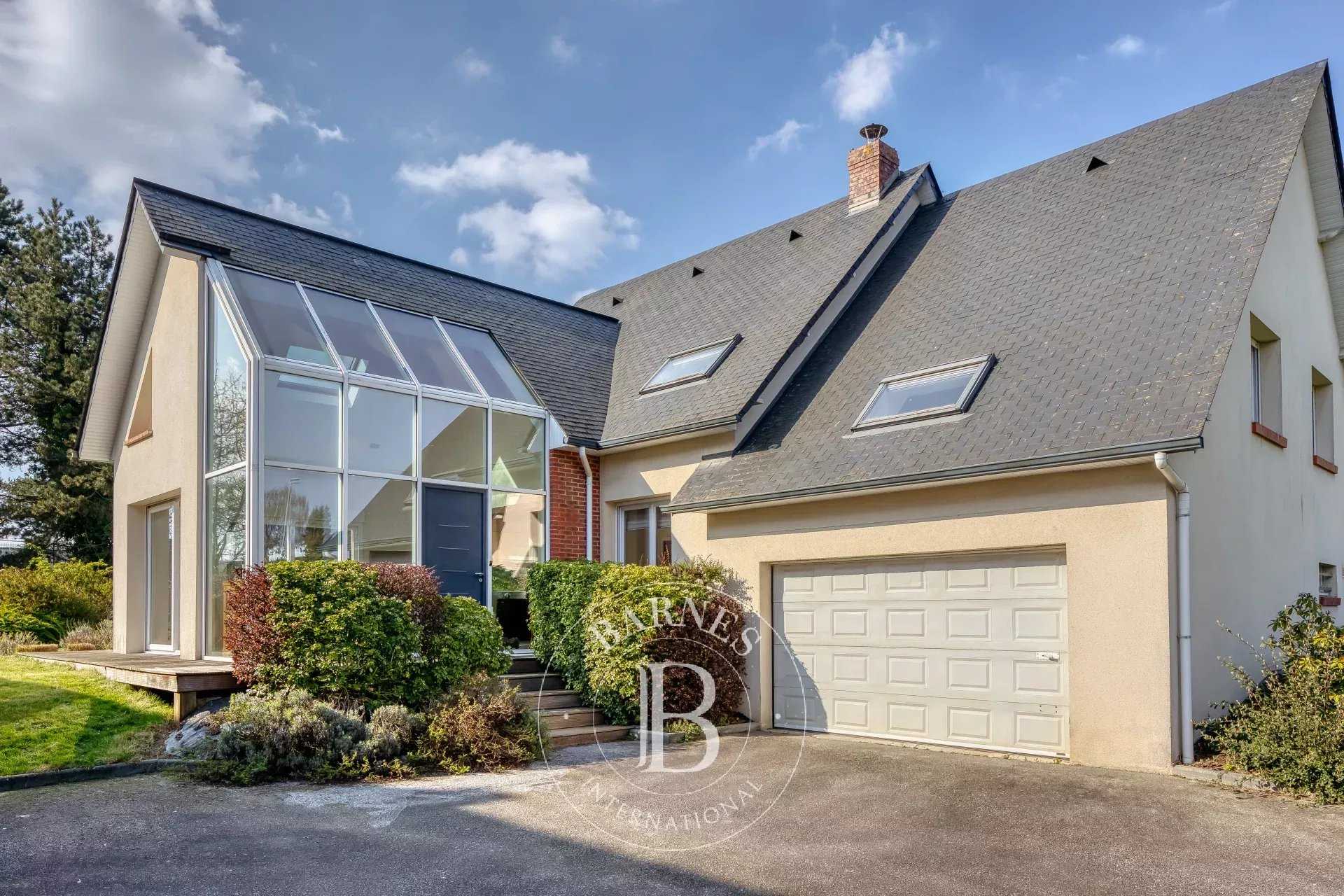 Maison Mont-Saint-Aignan  -  ref 86848368 (picture 1)