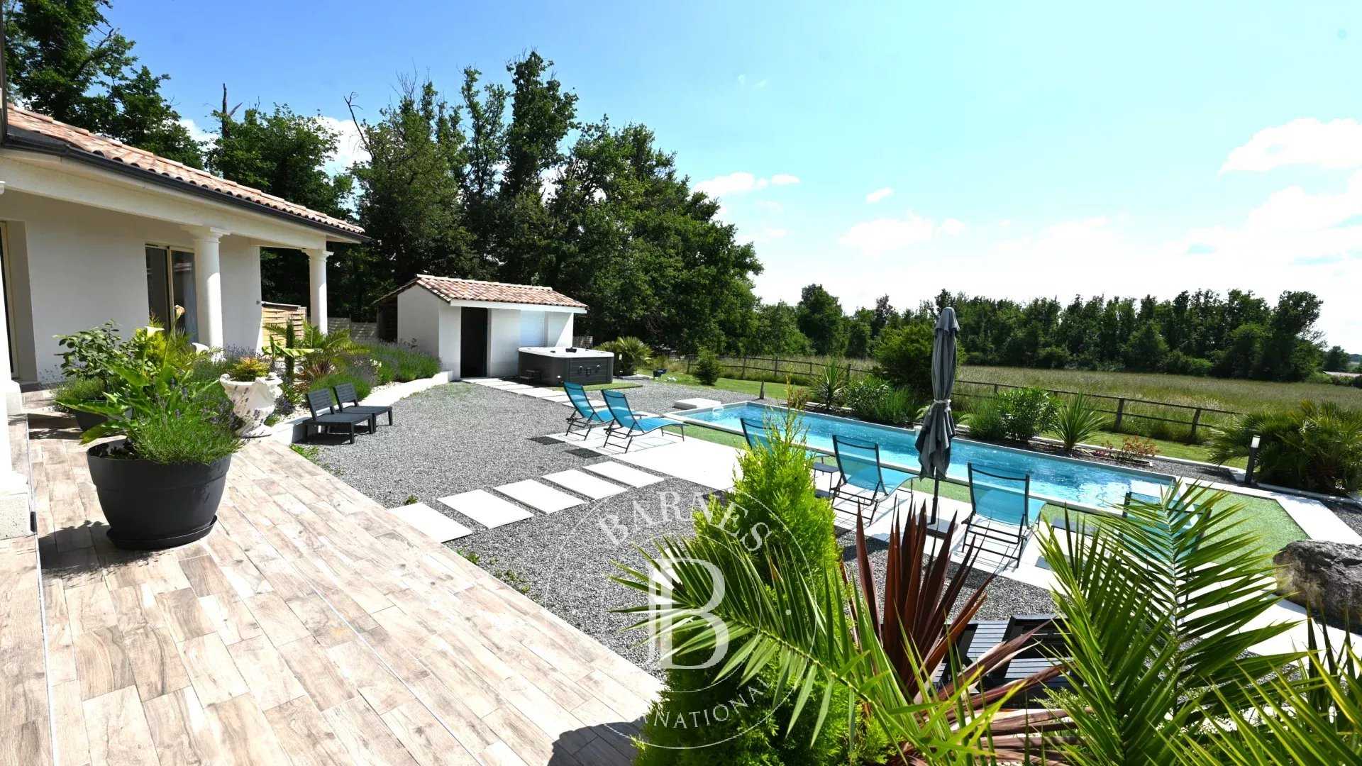 Propriété Chantérac  -  ref 85982308 (picture 2)