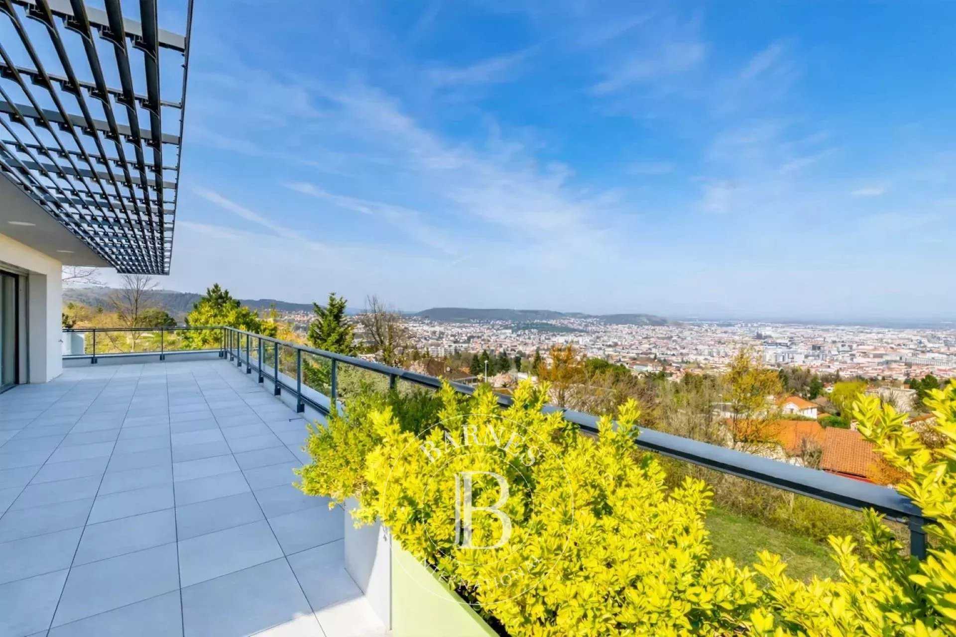 Maison Royat  -  ref 86625466 (picture 1)