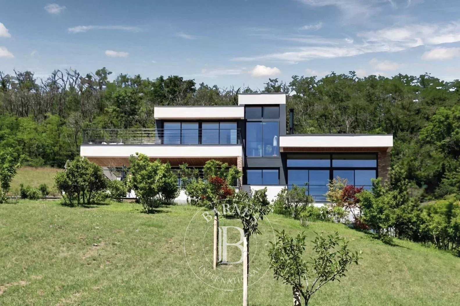 Maison Issoire  -  ref 85690847 (picture 1)