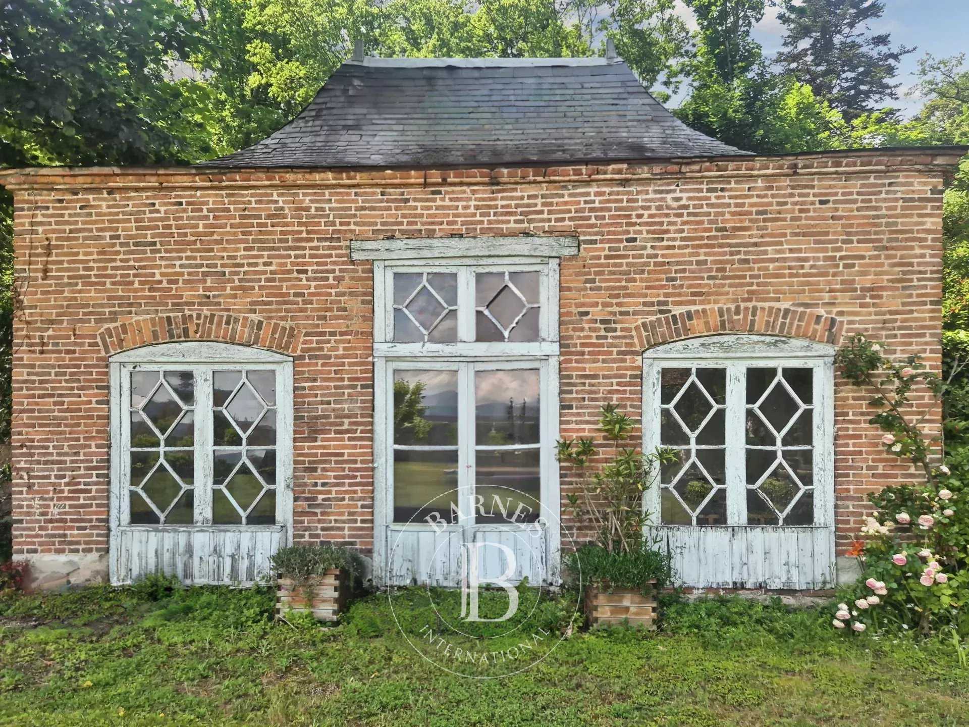 Propriété Néronde-sur-Dore  -  ref 85977659 (picture 3)
