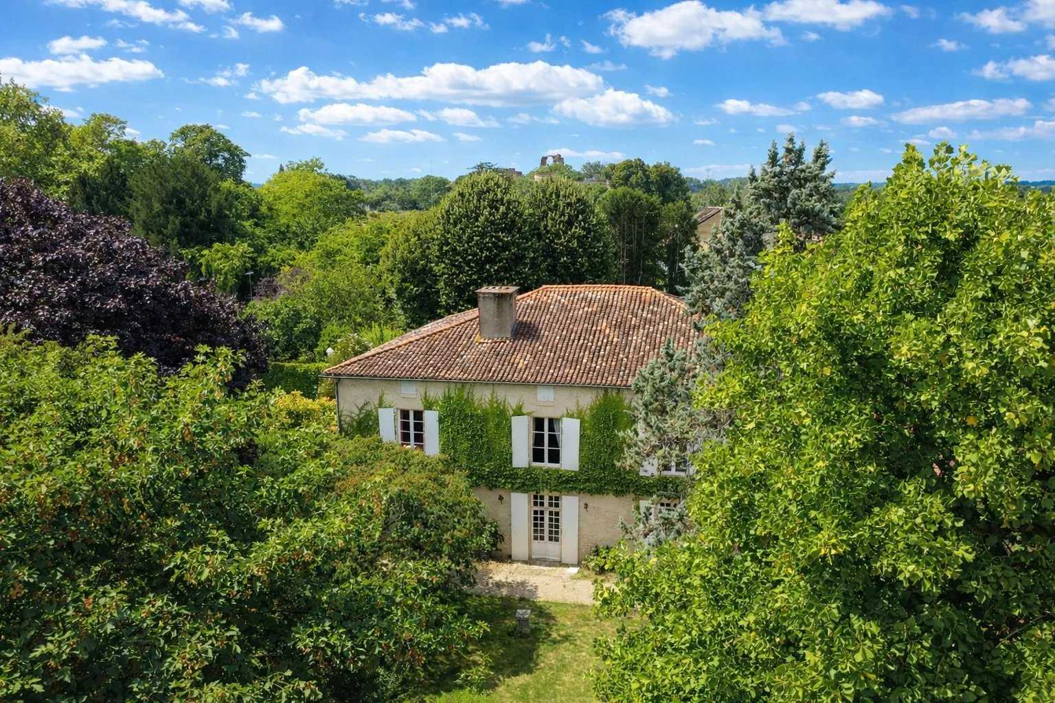 Manoir Fontenay-le-Comte  -  ref 85710577 (picture 1)