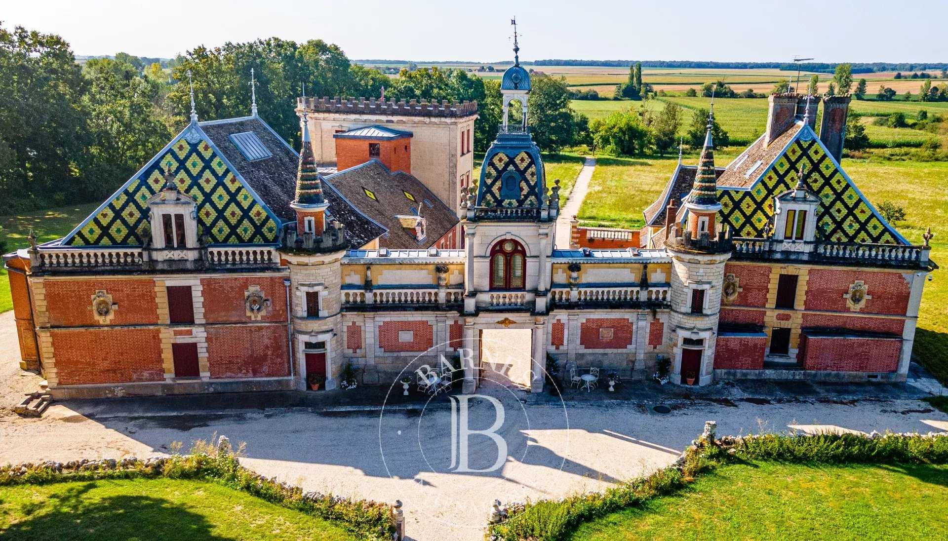Château Beaune  -  ref 87115763 (picture 2)