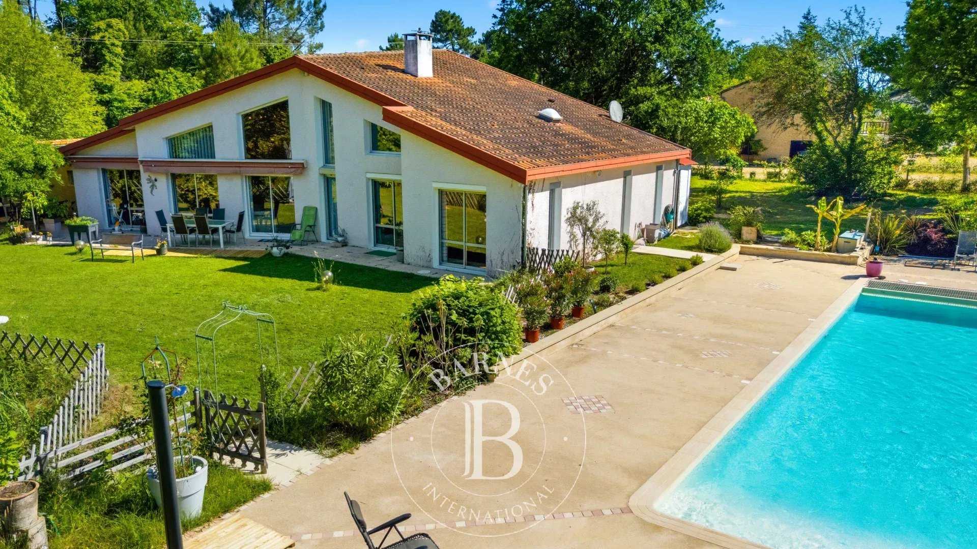Propriété Coursac  -  ref 87044623 (picture 1)