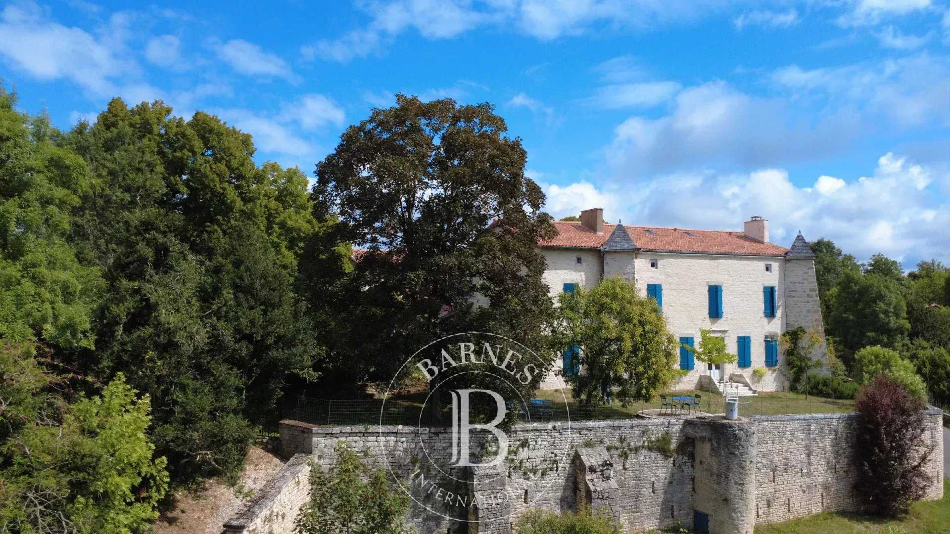 Maison Angoulême  -  ref 86142780 (picture 2)