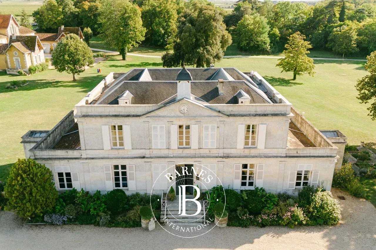 Castle Cognac  -  ref 85667044 (picture 1)
