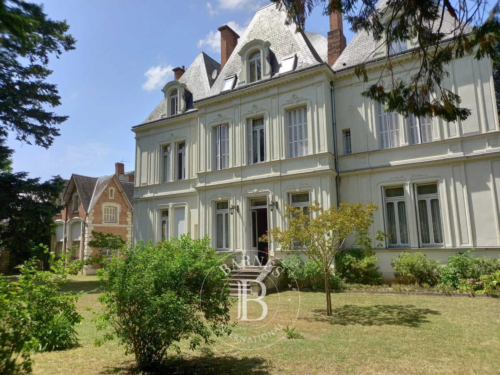 Hôtel particulier Châtellerault  -  ref 83238138 (picture 2)