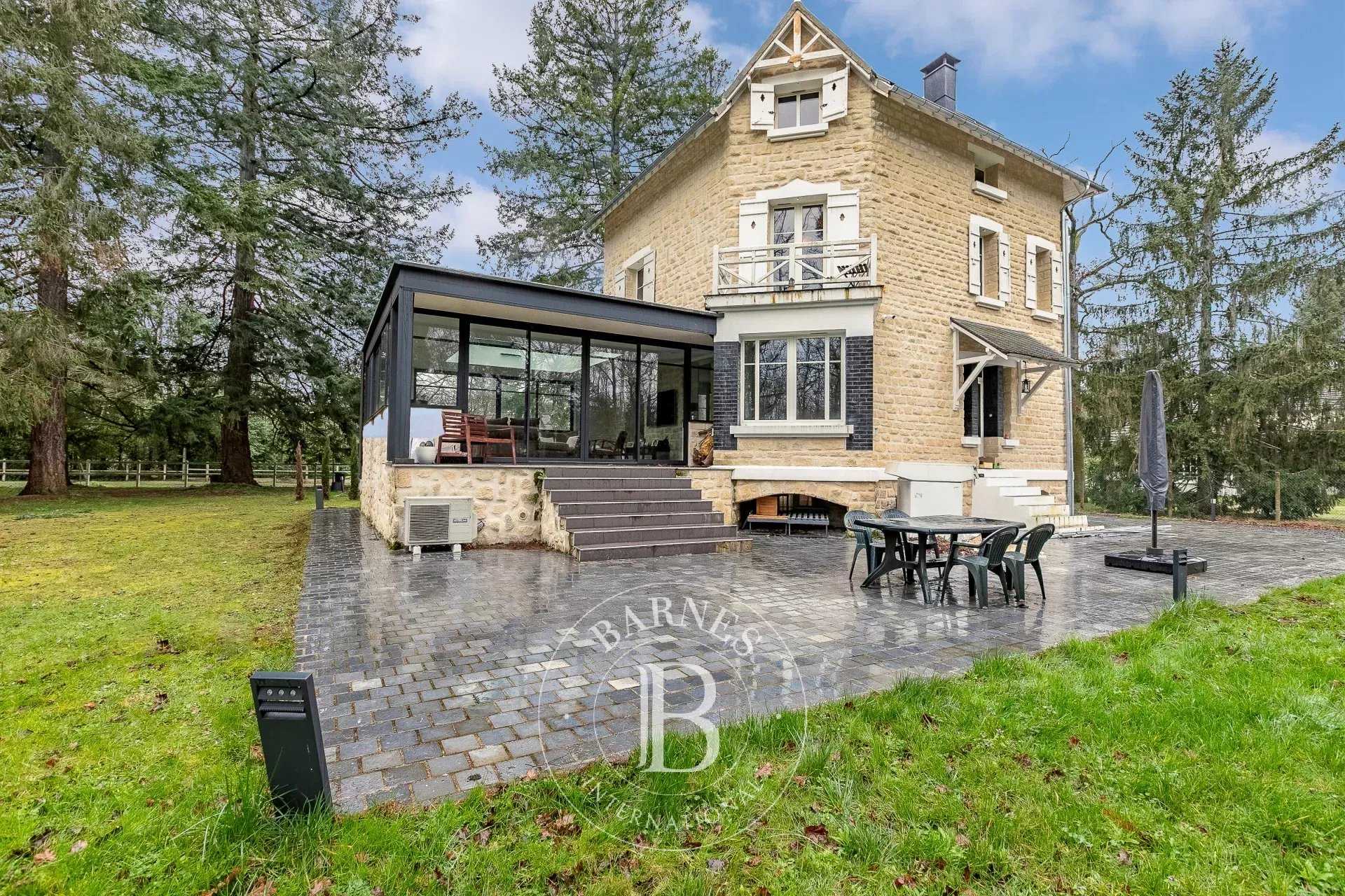 Maison Lamorlaye  -  ref 84154470 (picture 1)