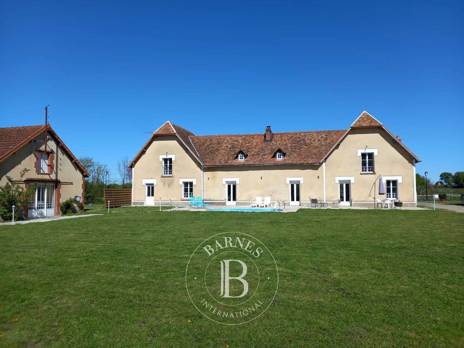 Domaine équestre Montmorillon  -  ref 86902238 (picture 3)