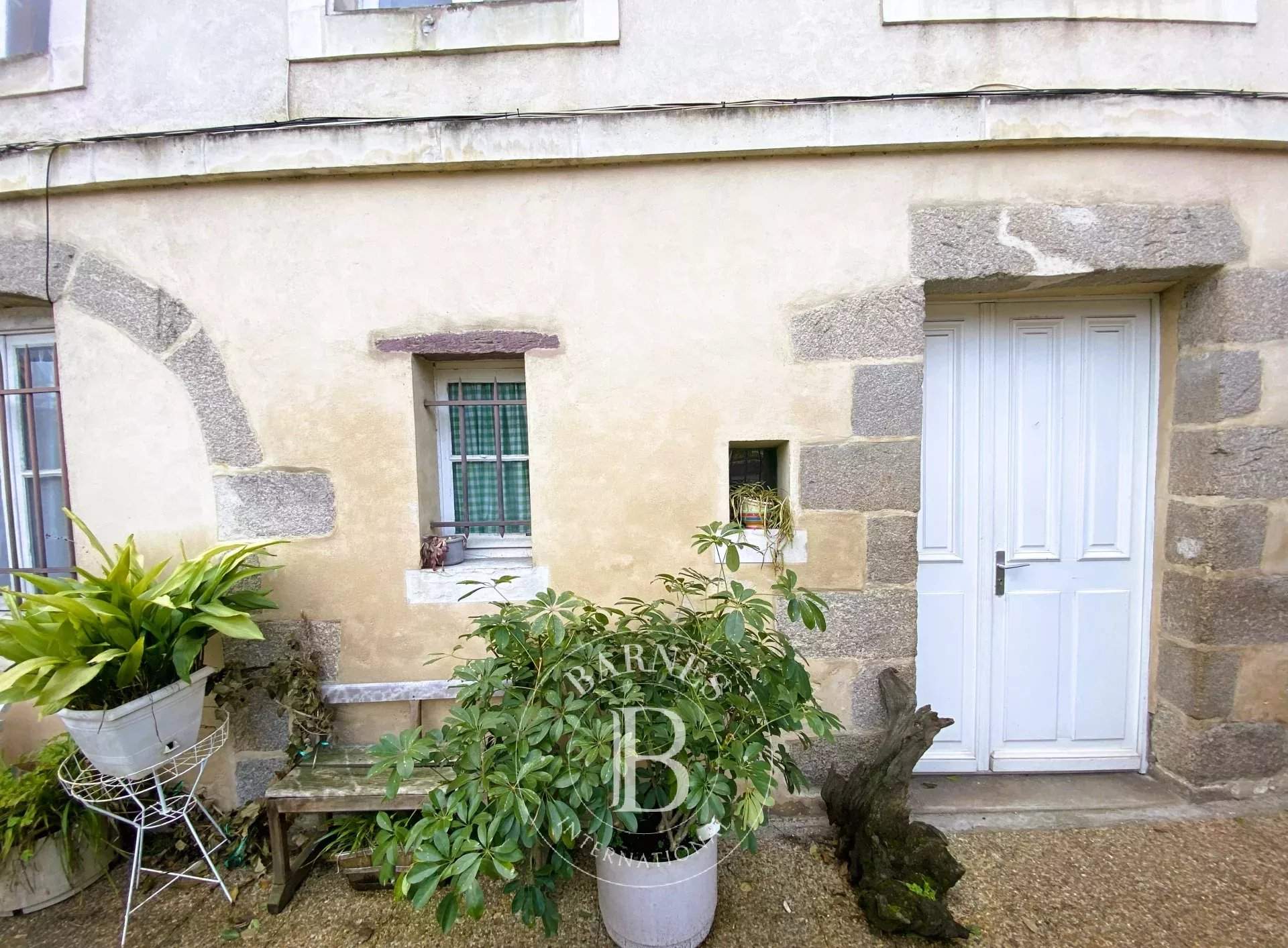 Rennes  - Maison 7 Pièces 5 Chambres - picture 2