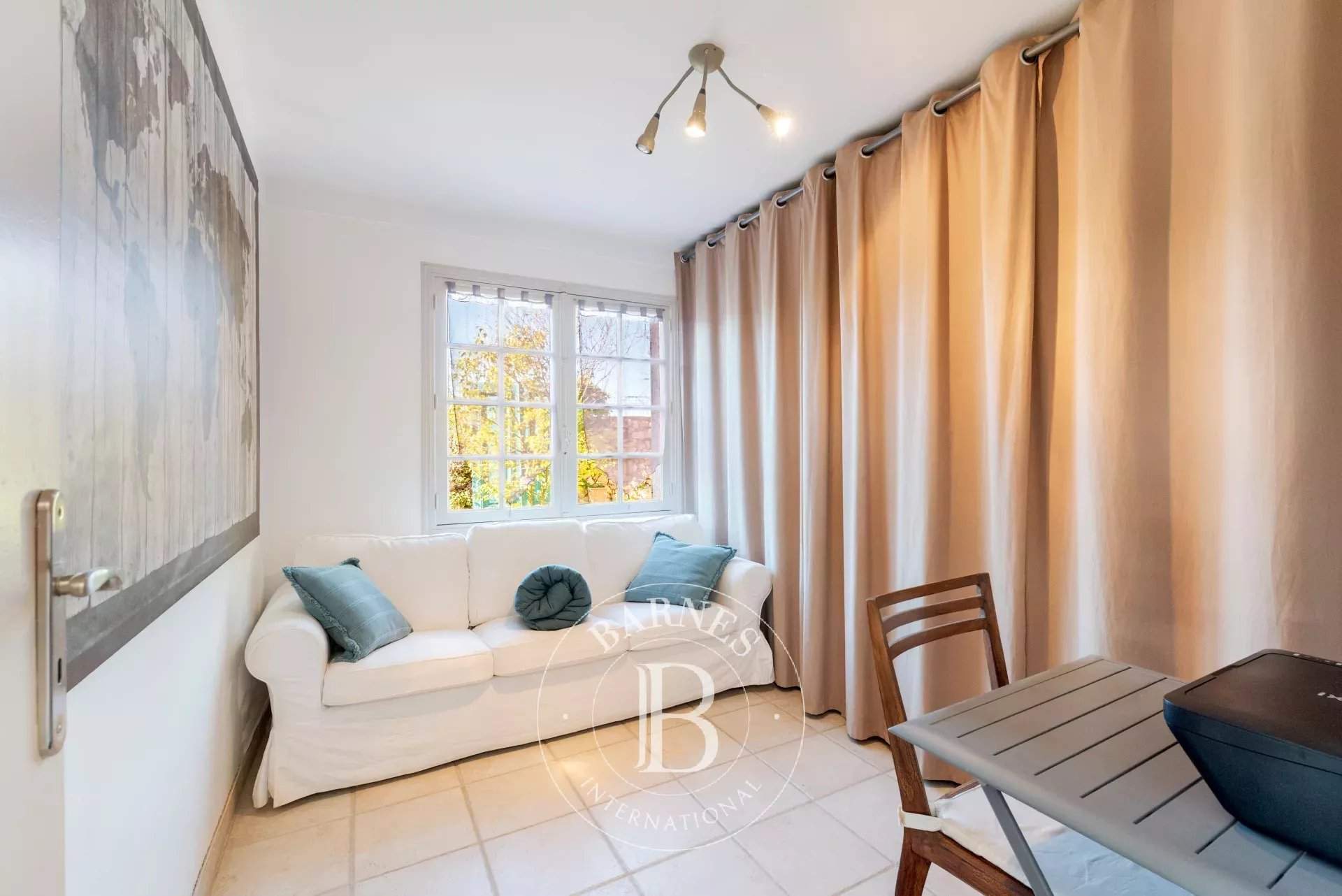 Bagnols-en-Forêt  - Maison 7 Pi&egrave;ces 2 Chambres - picture 20