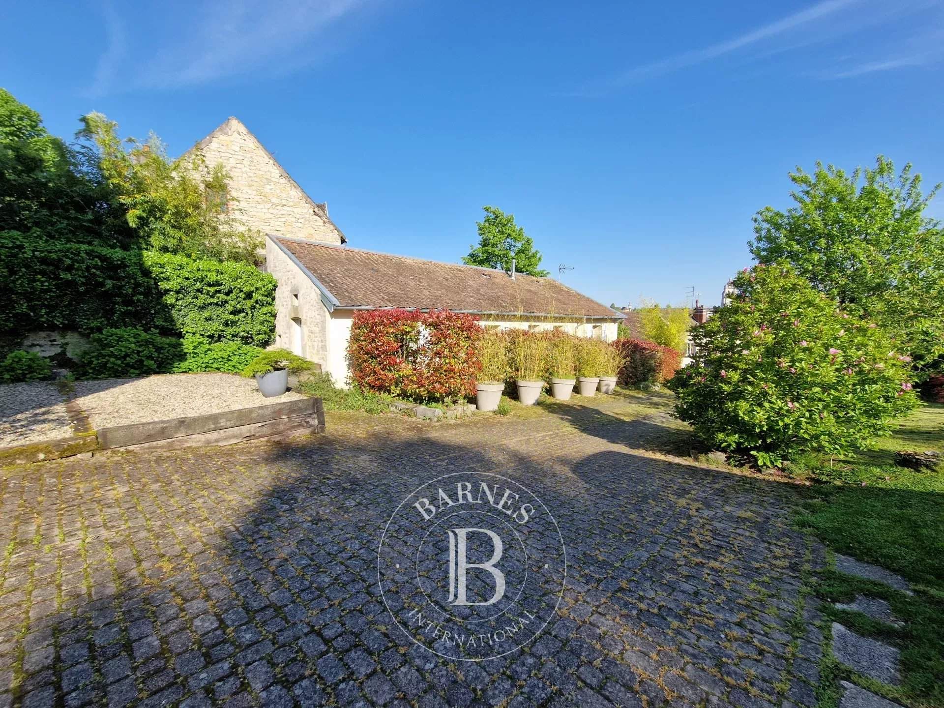 Dole  - Maison de ville 10 Pi&egrave;ces 6 Chambres - picture 3