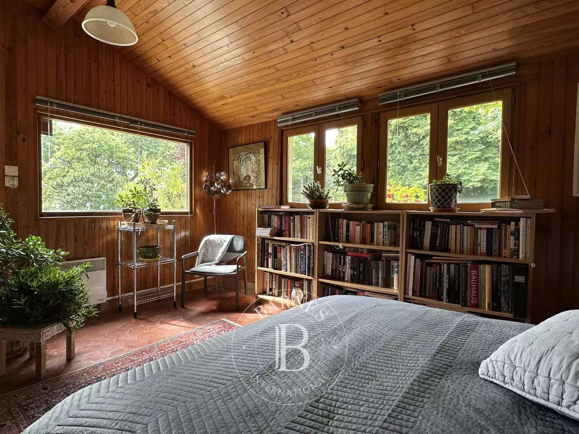 Saint-Vrain  - Maison 7 Pi&egrave;ces 6 Chambres - picture 6