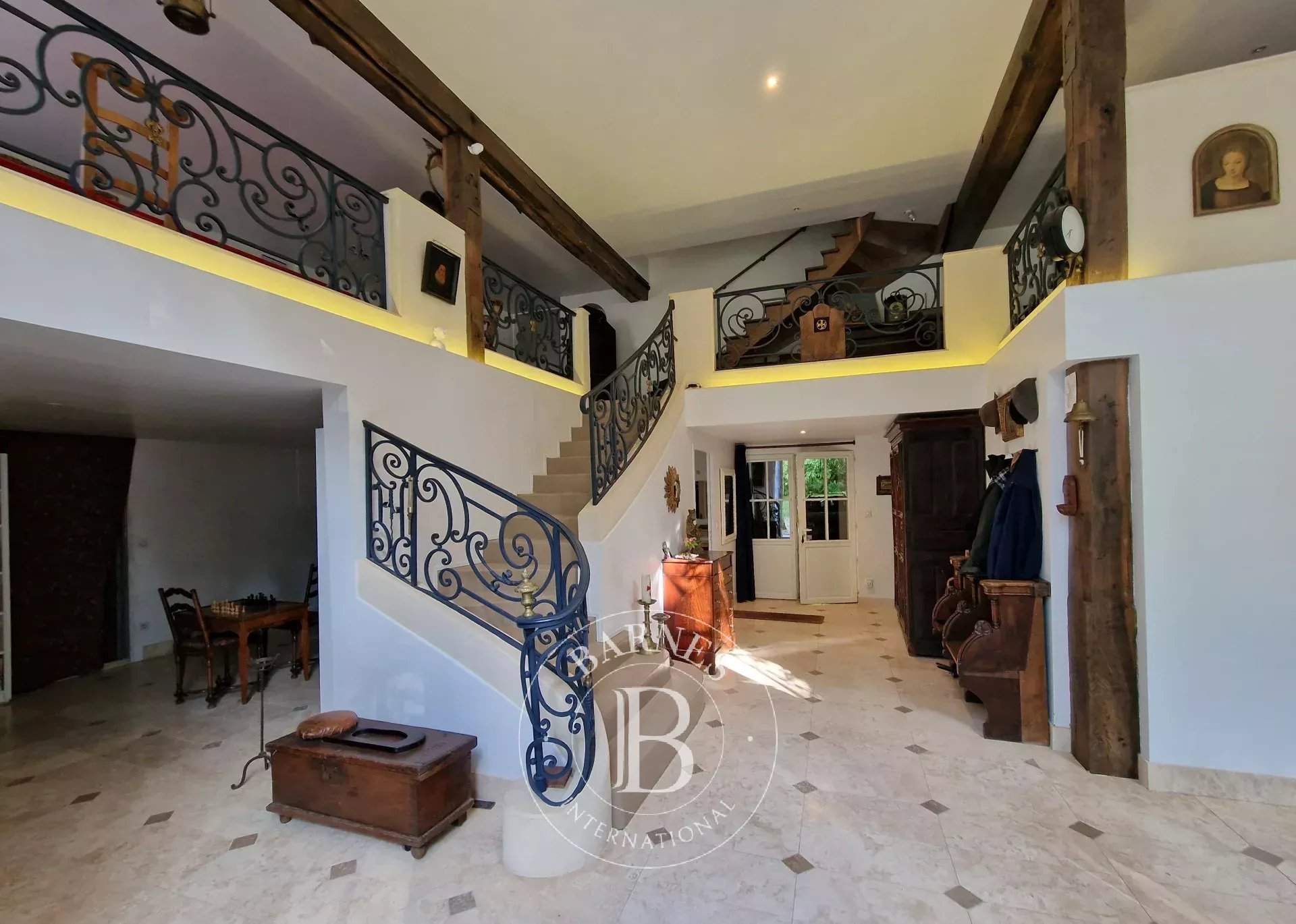 Saint-Rémy-lès-Chevreuse  - Maison 15 Pi&egrave;ces 11 Chambres - picture 7