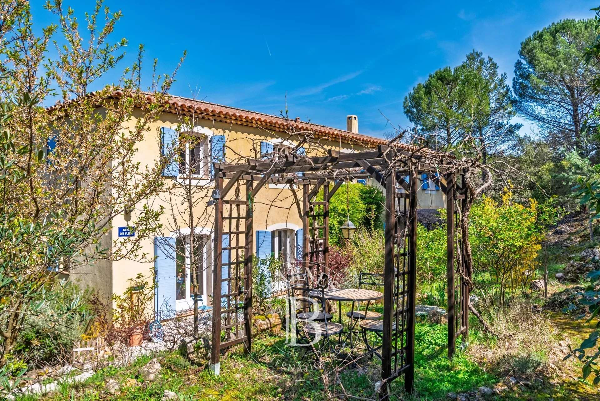 Bras  - Maison d'hôtes 12 Pi&egrave;ces 10 Chambres - picture 6