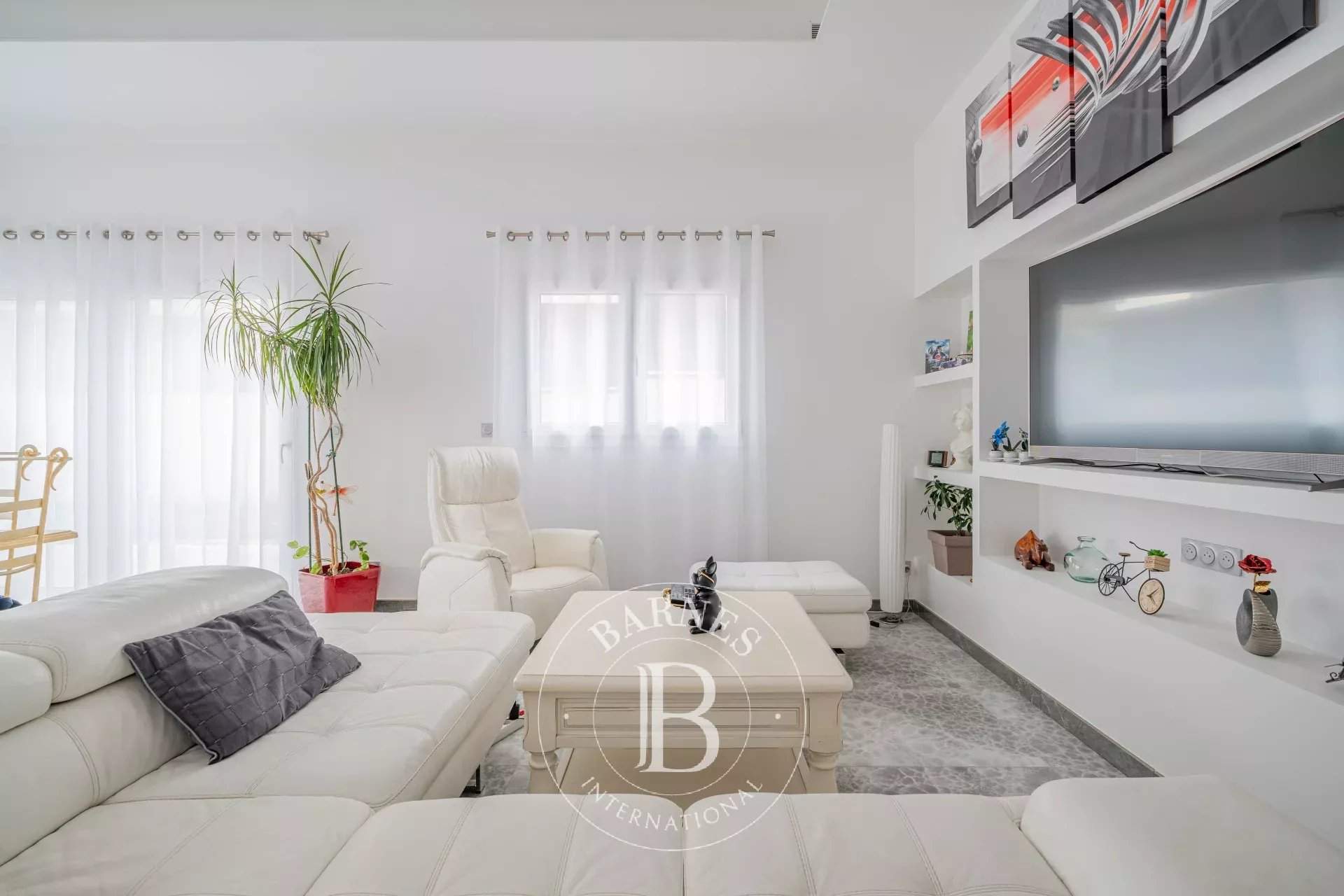 Bourgoin-Jallieu  - Maison 6 Pi&egrave;ces 3 Chambres - picture 5