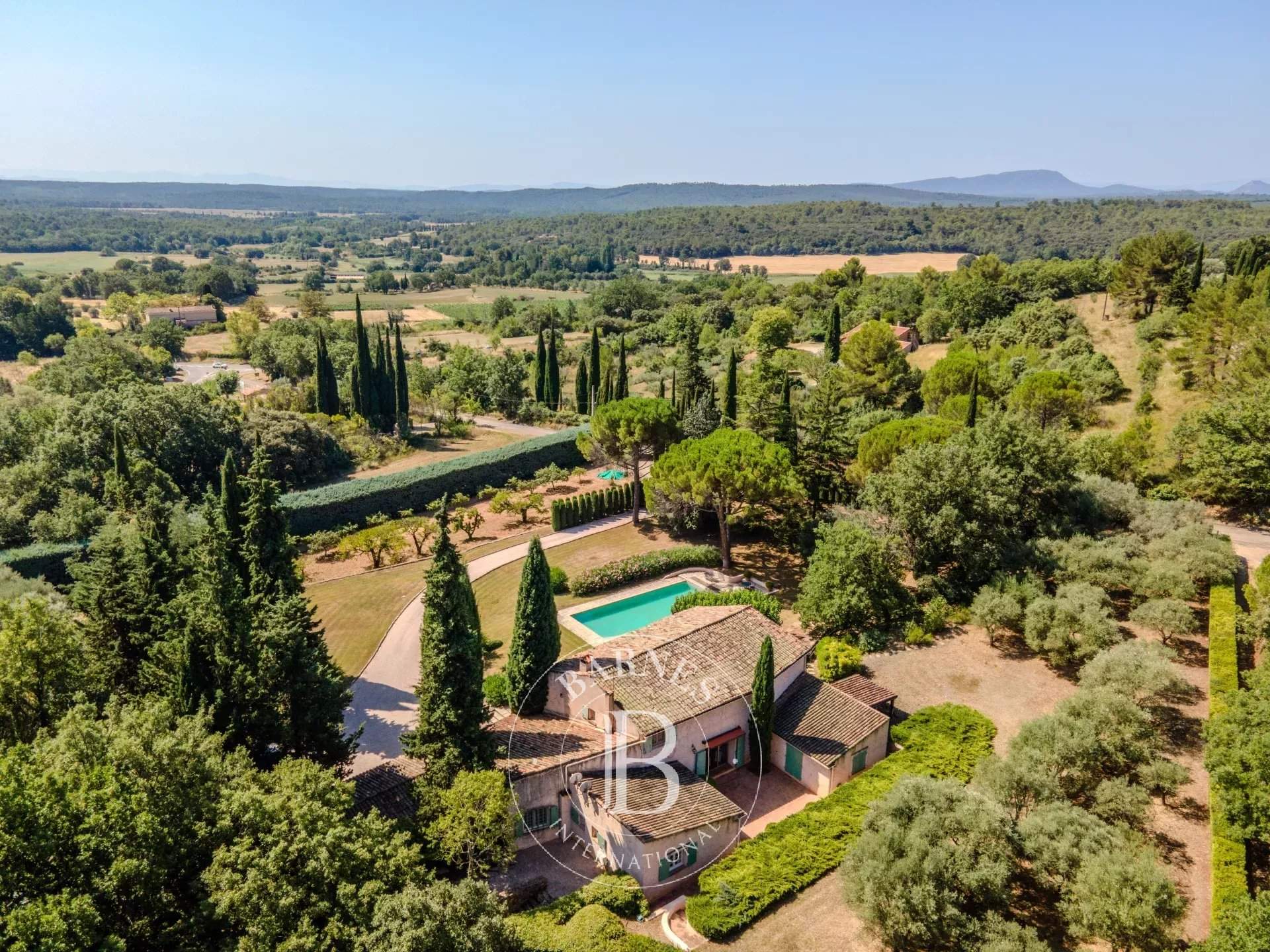 Moissac-Bellevue  - Property 4 Bedrooms - picture 3