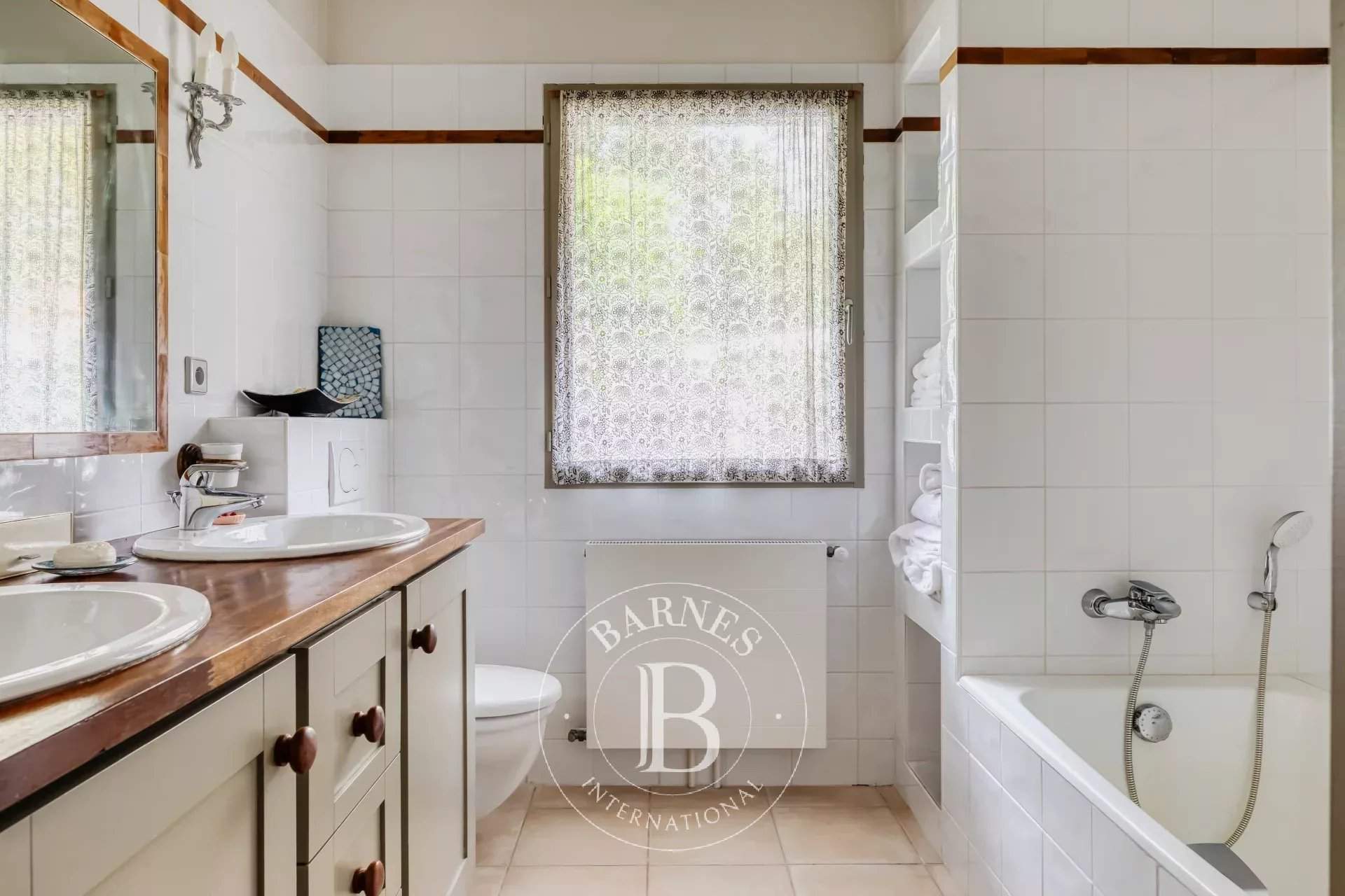 Vaux-sur-Eure  - Maison 16 Pi&egrave;ces 7 Chambres - picture 12