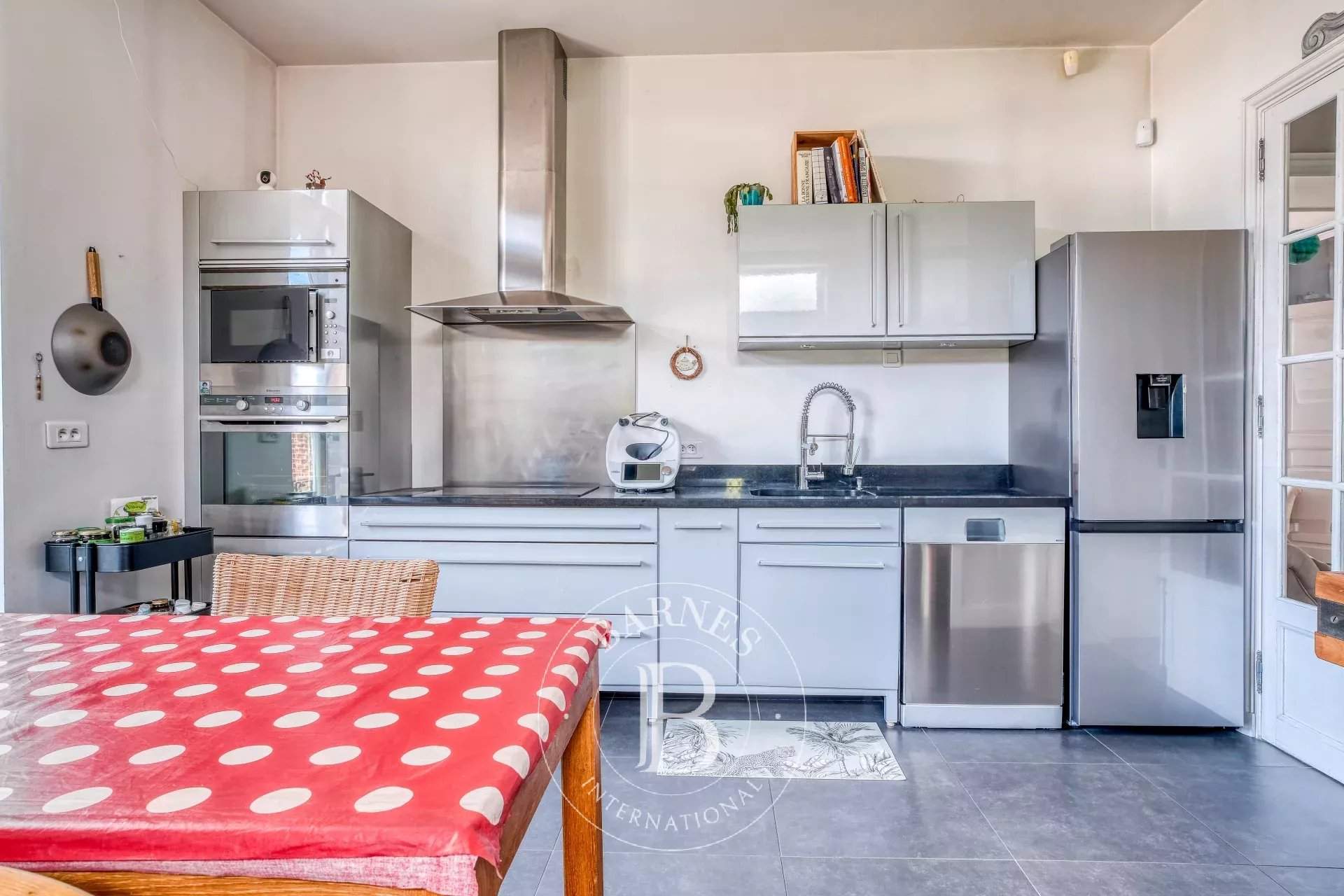 Chantilly  - Maison 7 Pi&egrave;ces 5 Chambres - picture 9