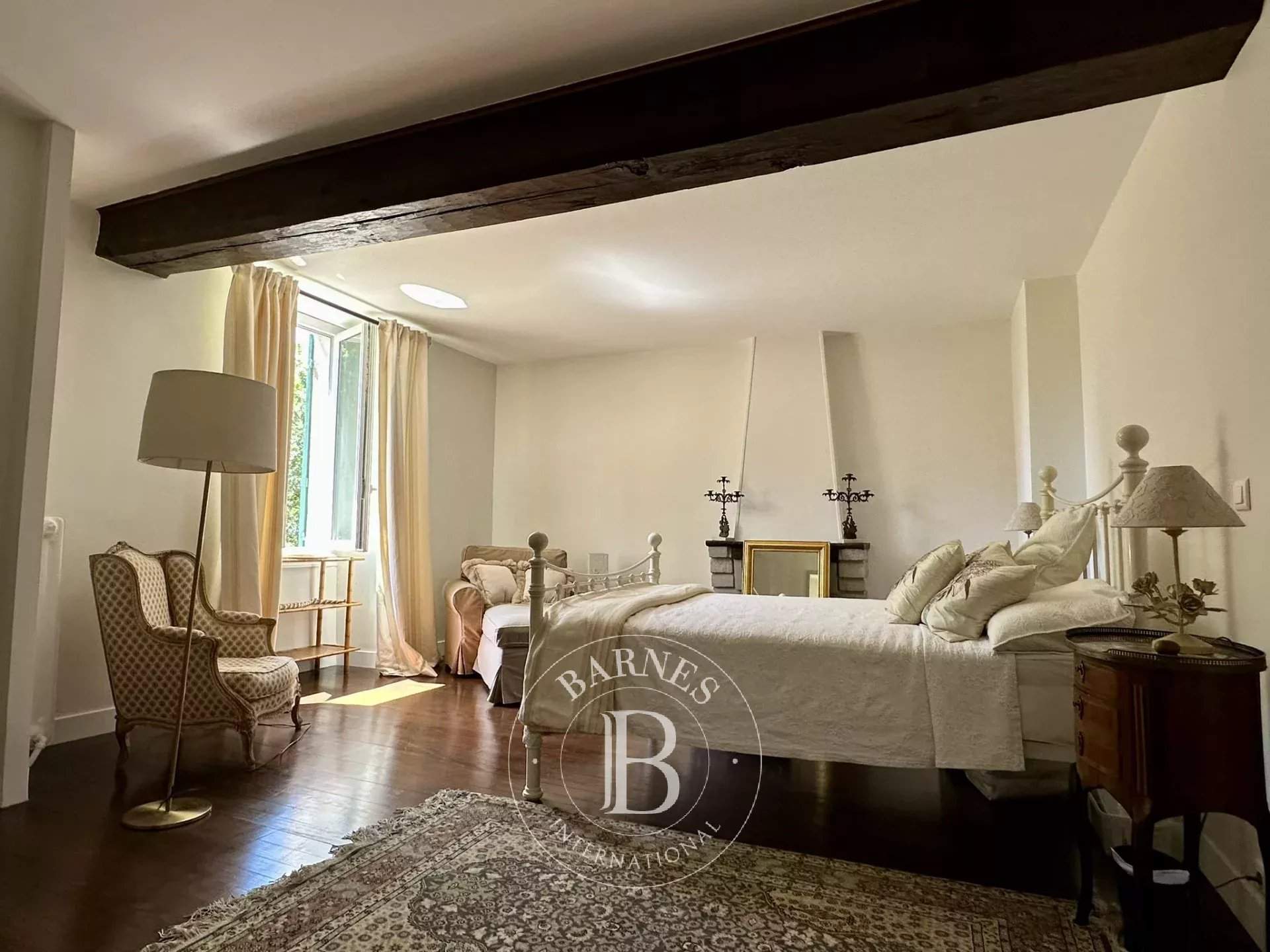 Saint-Vrain  - Maison 7 Pi&egrave;ces 6 Chambres - picture 10