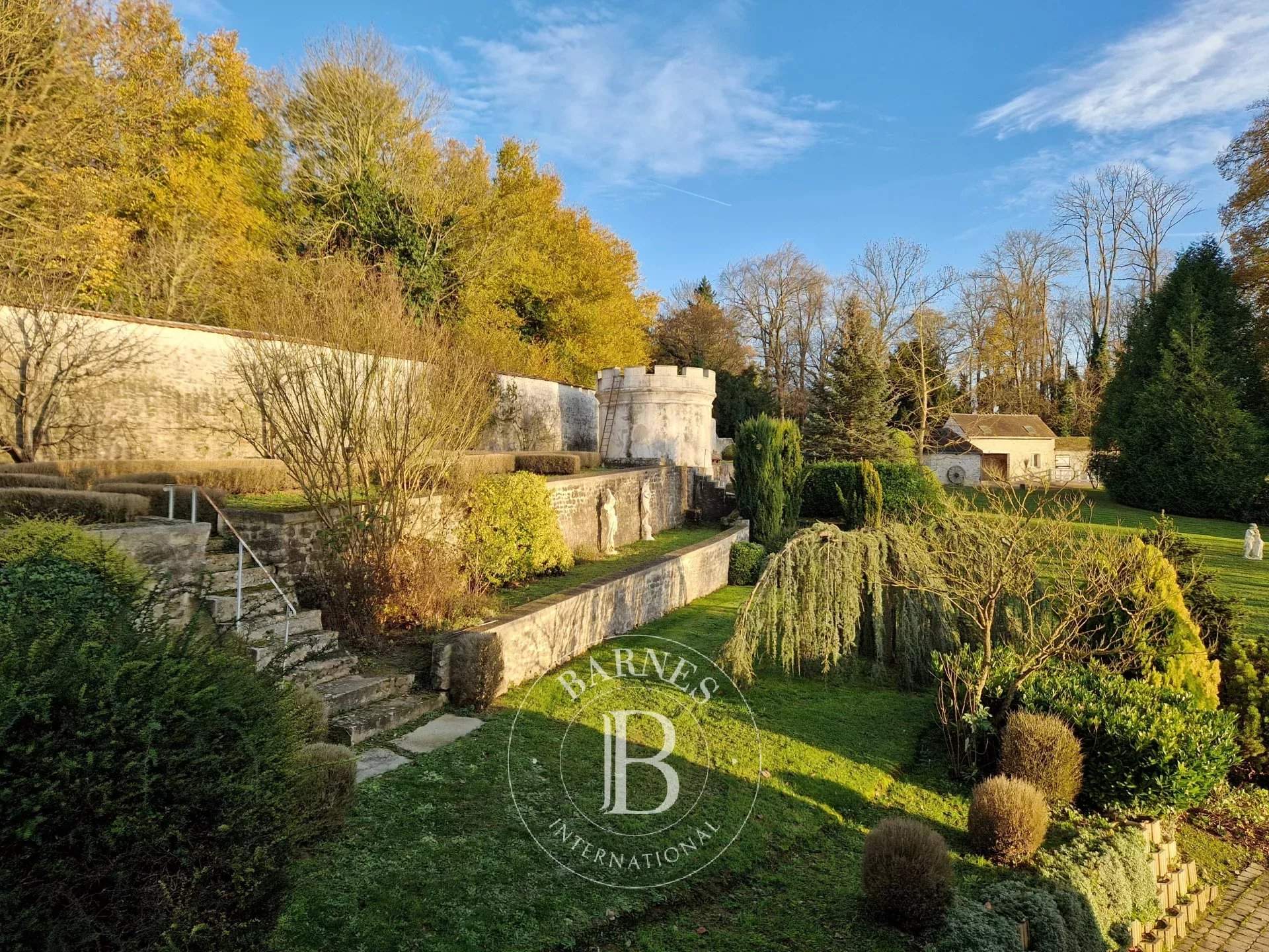 Magny-en-Vexin  - Maison 15 Pi&egrave;ces 6 Chambres - picture 16