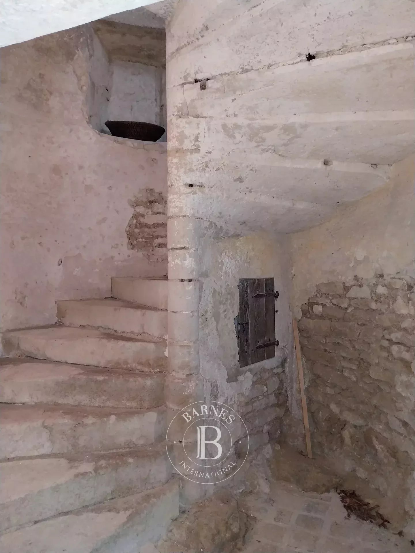 Poitiers  - Maison 8 Pi&egrave;ces 5 Chambres - picture 8