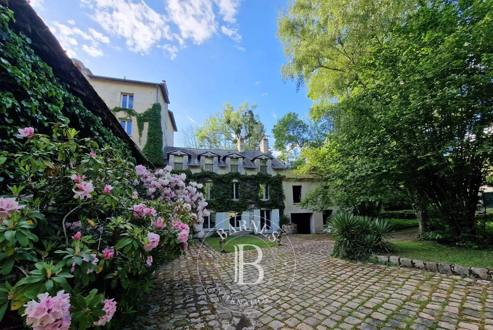 Saint-Rémy-lès-Chevreuse  - House 11 Bedrooms - picture 4