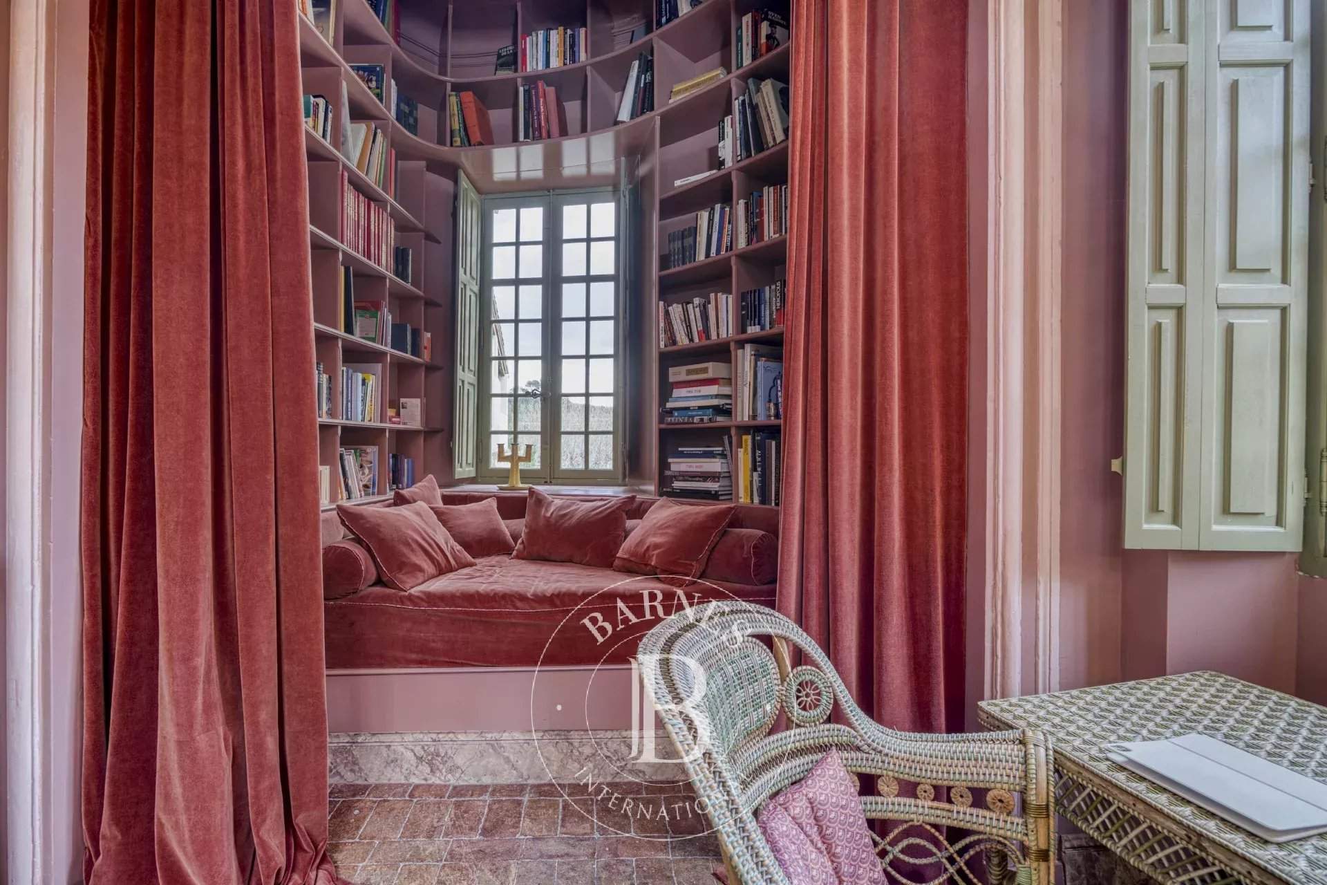 Grignan  - Maison 27 Pi&egrave;ces 8 Chambres - picture 17