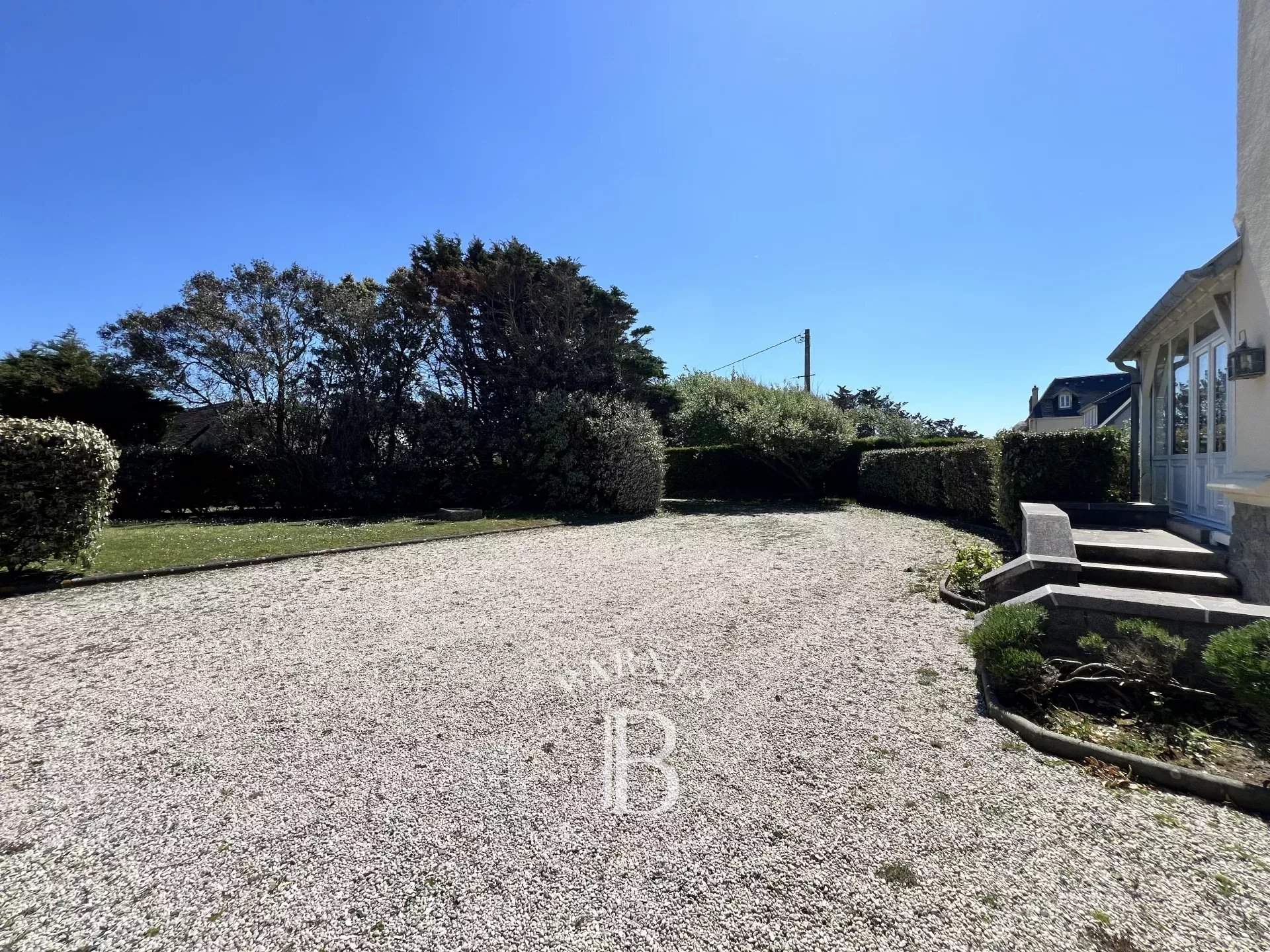 Jullouville  - Villa 6 Bedrooms - picture 8