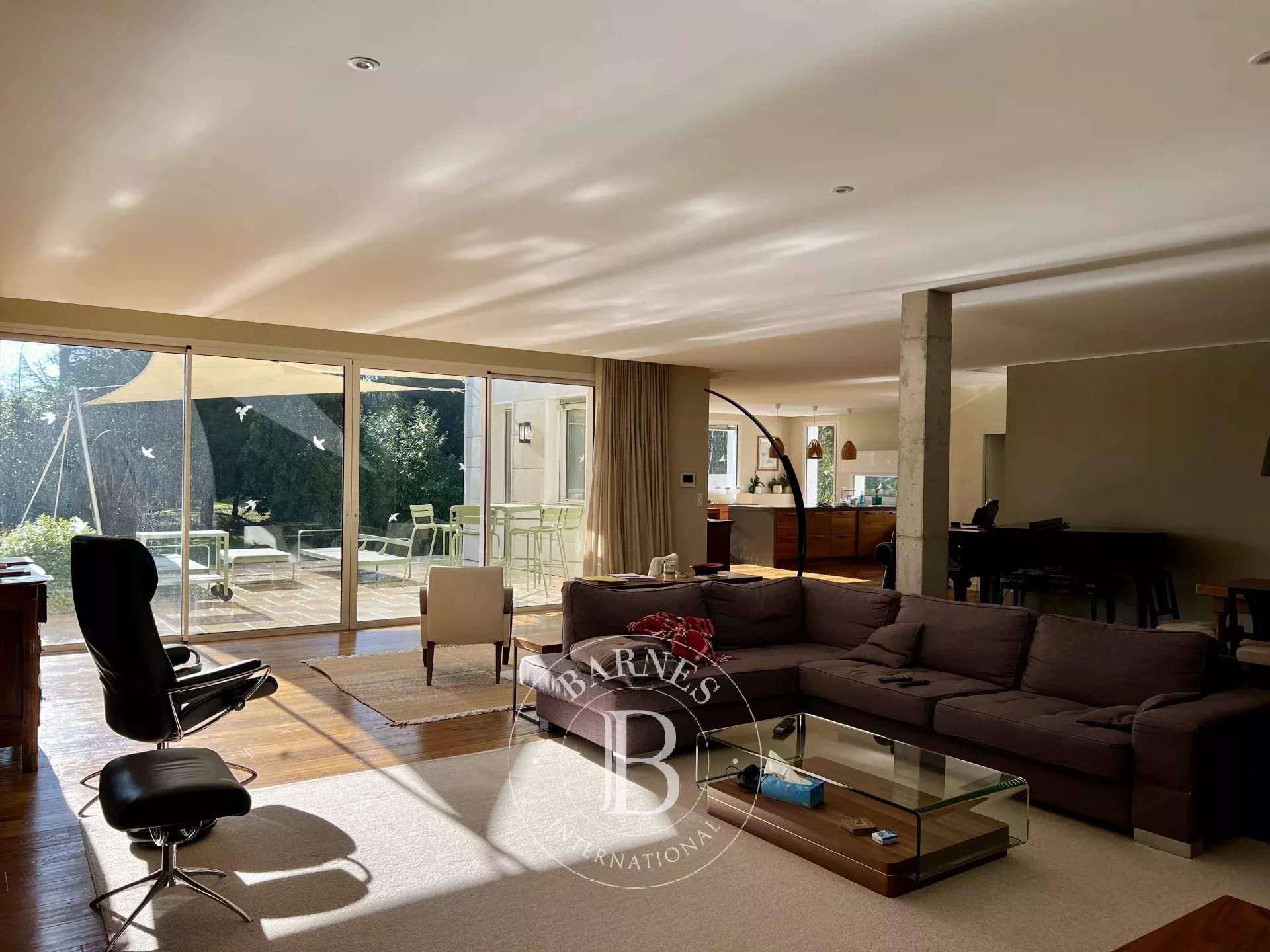 Mâcon  - Maison de ville 8 Pi&egrave;ces 5 Chambres - picture 3