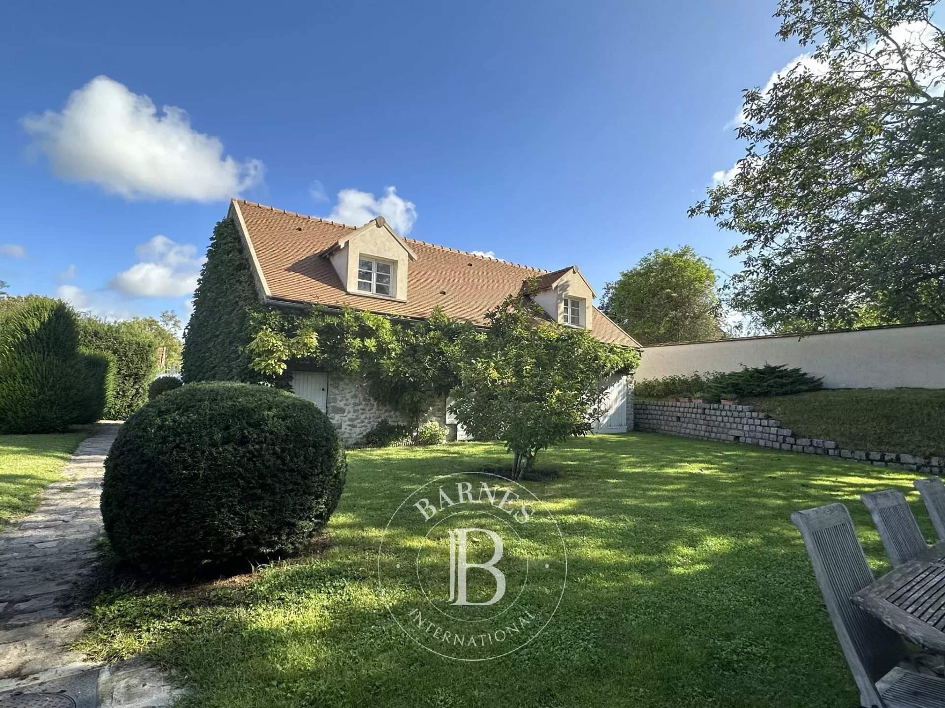 Roinvilliers  - Maison 7 Pièces 4 Chambres - picture 10