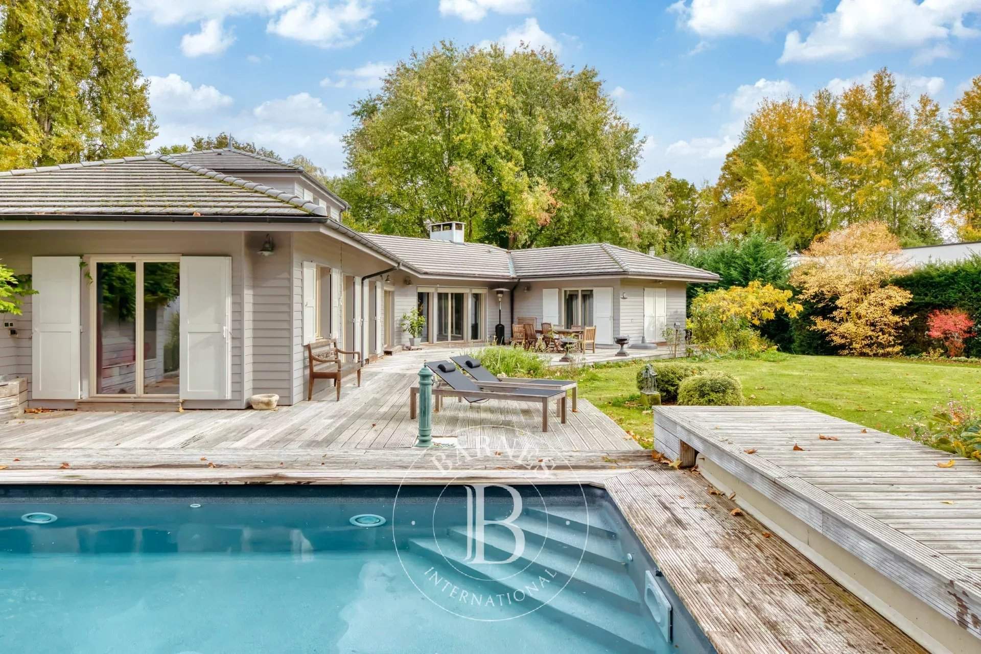 Vaux-sur-Eure  - Maison 16 Pi&egrave;ces 7 Chambres - picture 3