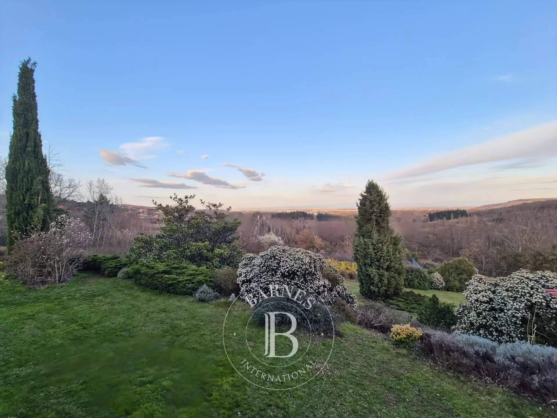 Volvic  - Maison 7 Pi&egrave;ces 5 Chambres - picture 20