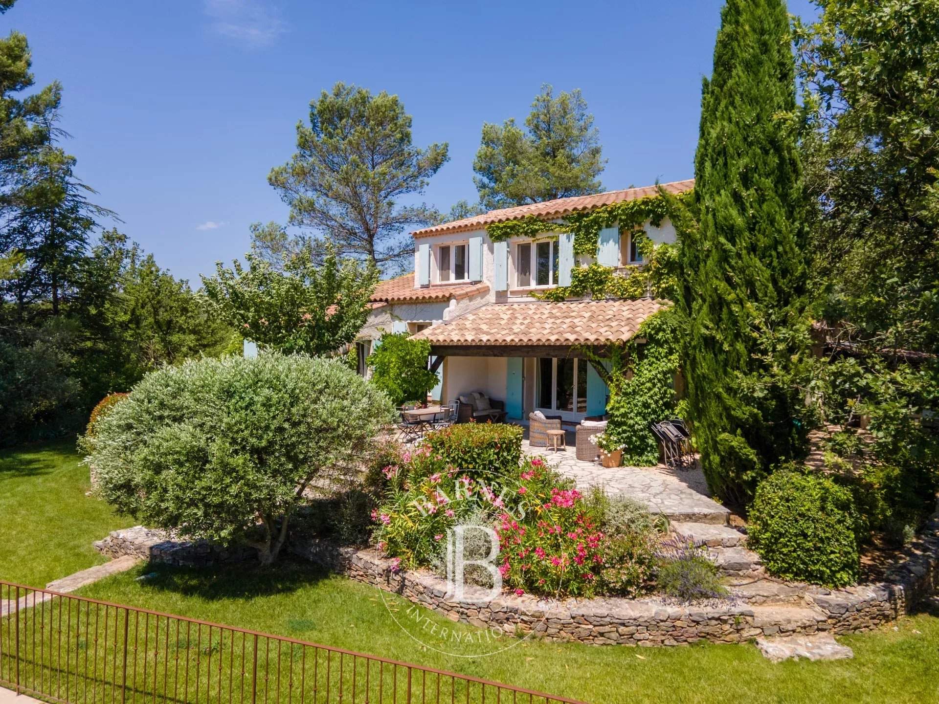 Saint-Maximin-la-Sainte-Baume  - Maison 8 Pi&egrave;ces 5 Chambres - picture 6